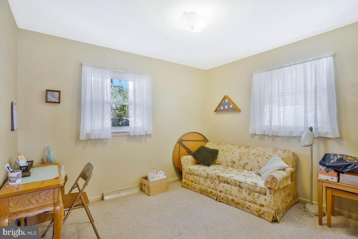 HILLMEADE MANOR - Residential