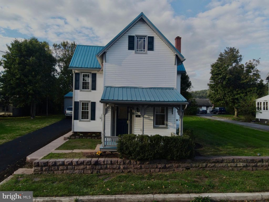 Photo of 117 W Church Street, NARVON, PA 17555 (MLS # PALA2058350)