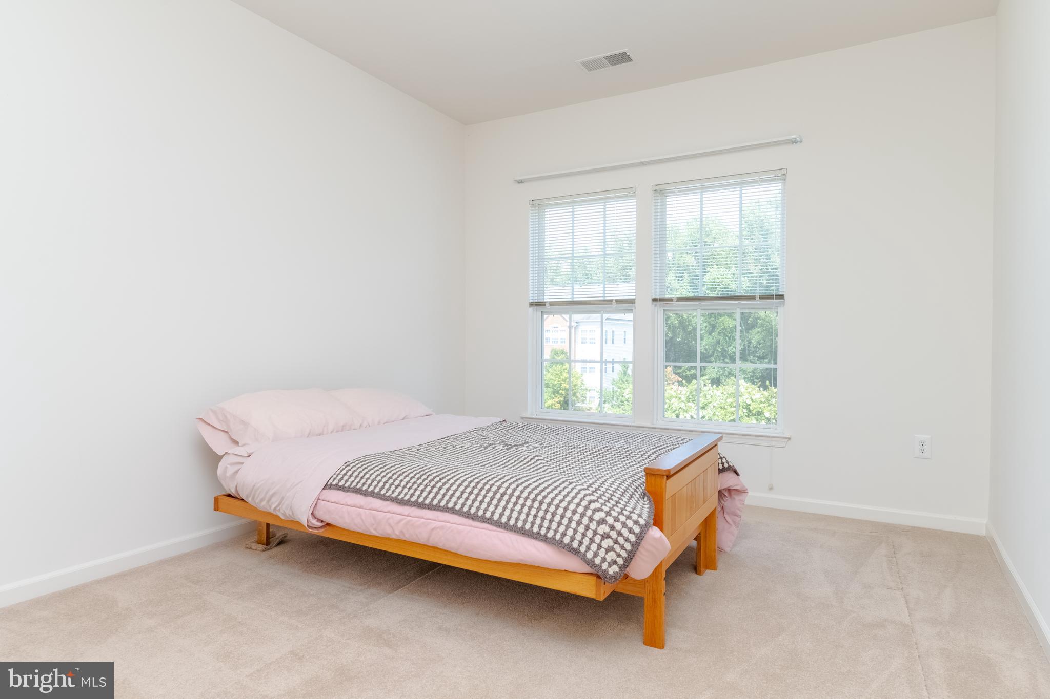 EDEN BROOK - Residential