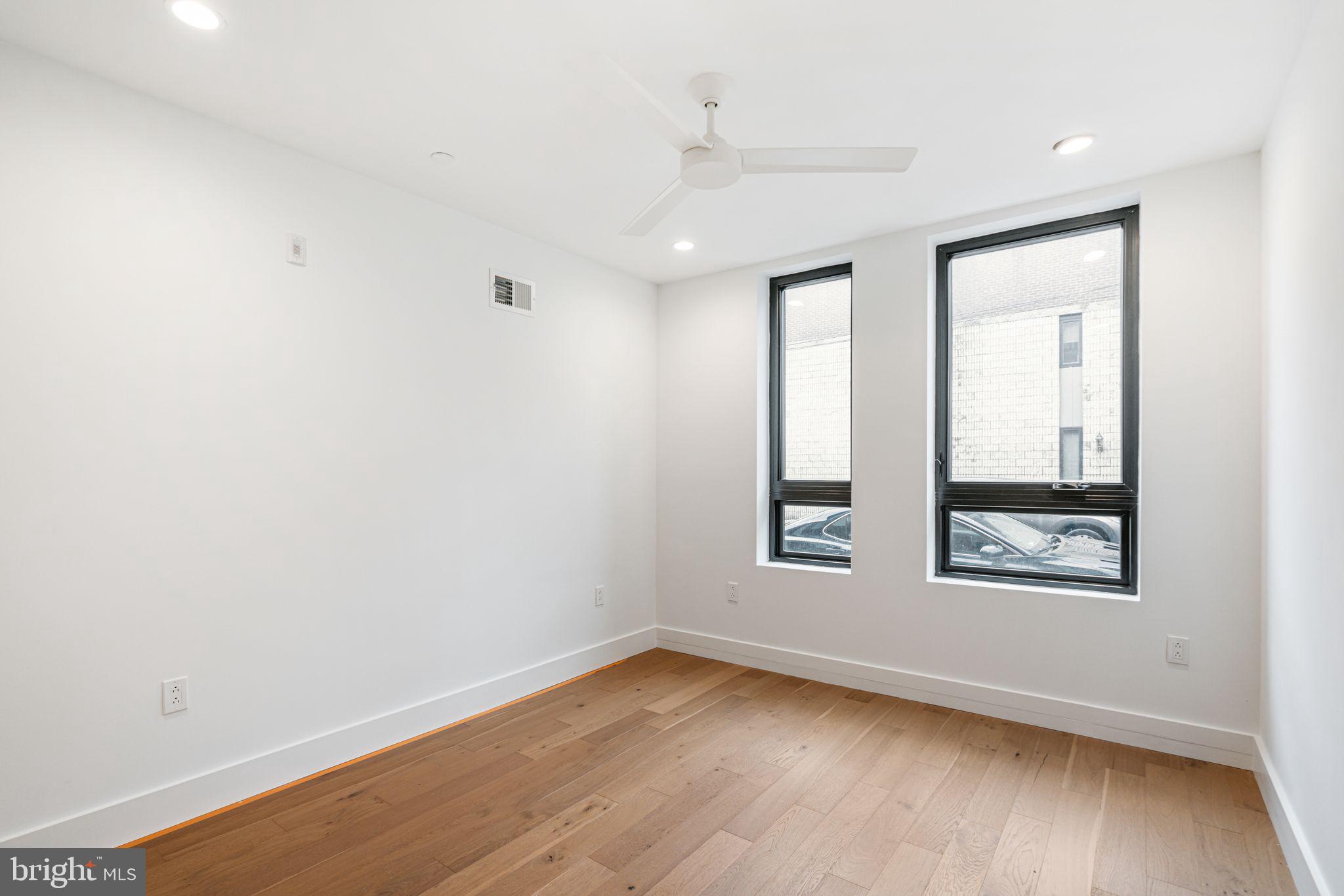 GRADUATE HOSPITAL - Residential Lease