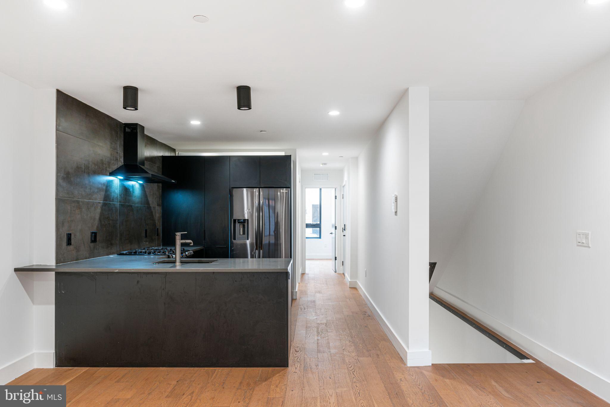 GRADUATE HOSPITAL - Residential Lease