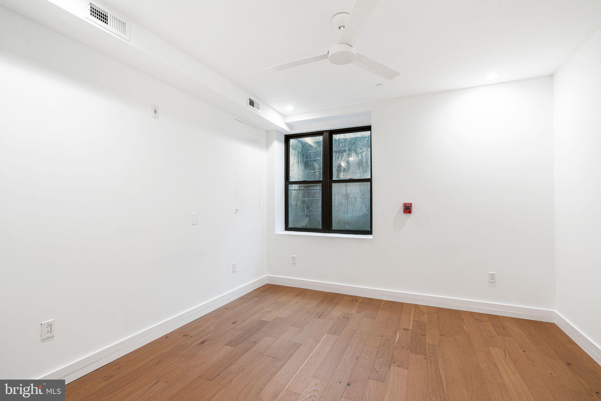 GRADUATE HOSPITAL - Residential Lease