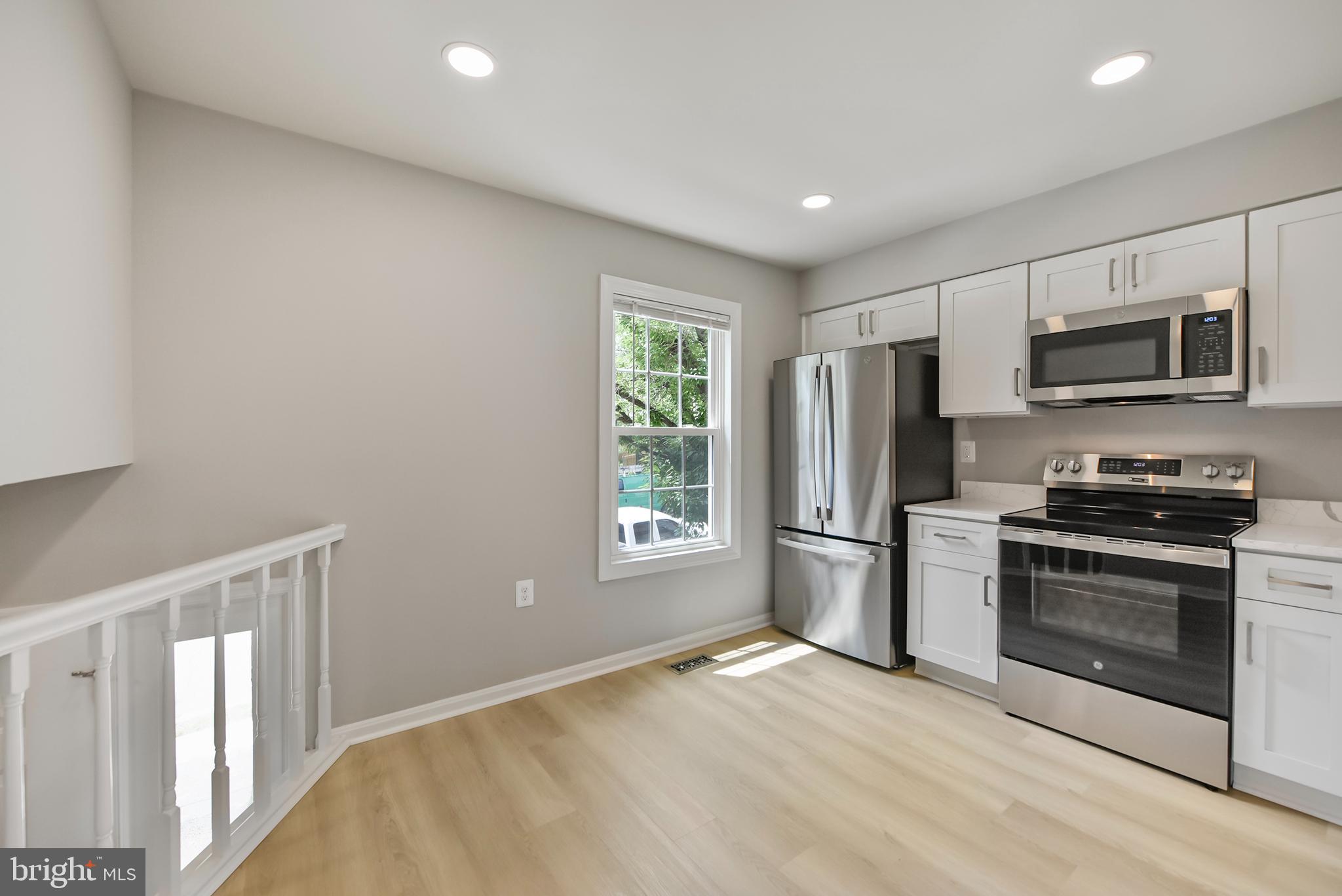 982 BRANCH DRIVE