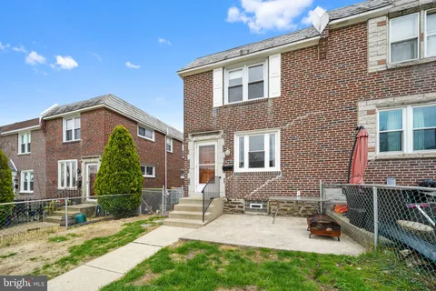 MLS: PADE2082694
