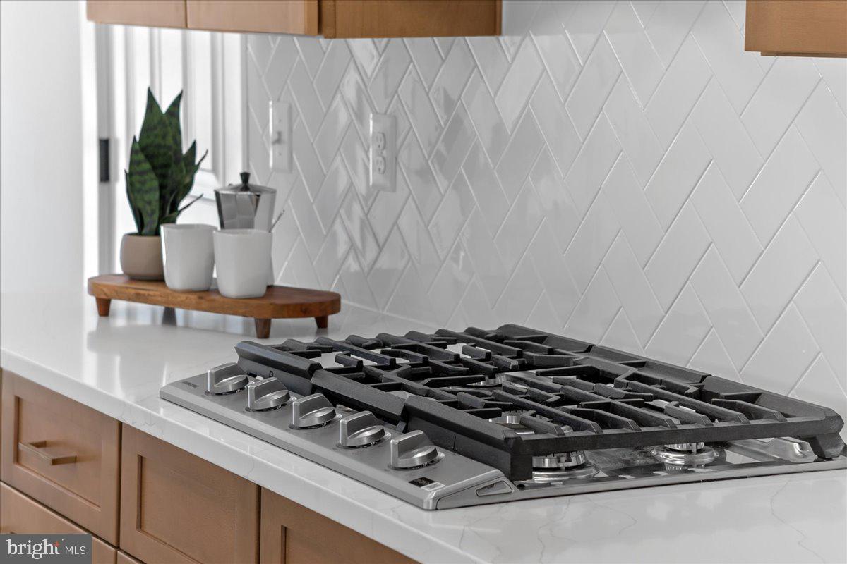 PARKTON - Residential