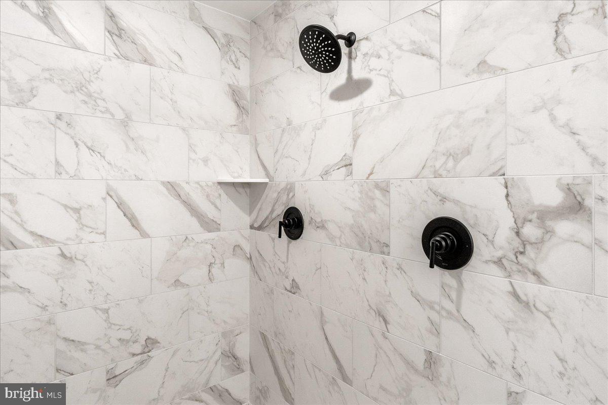 PARKTON - Residential