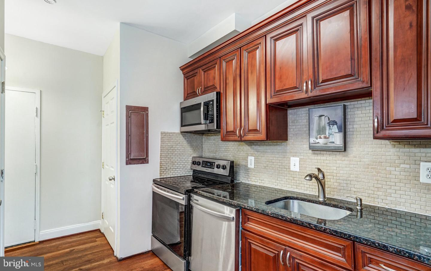 BARCROFT HILLS - Residential Lease