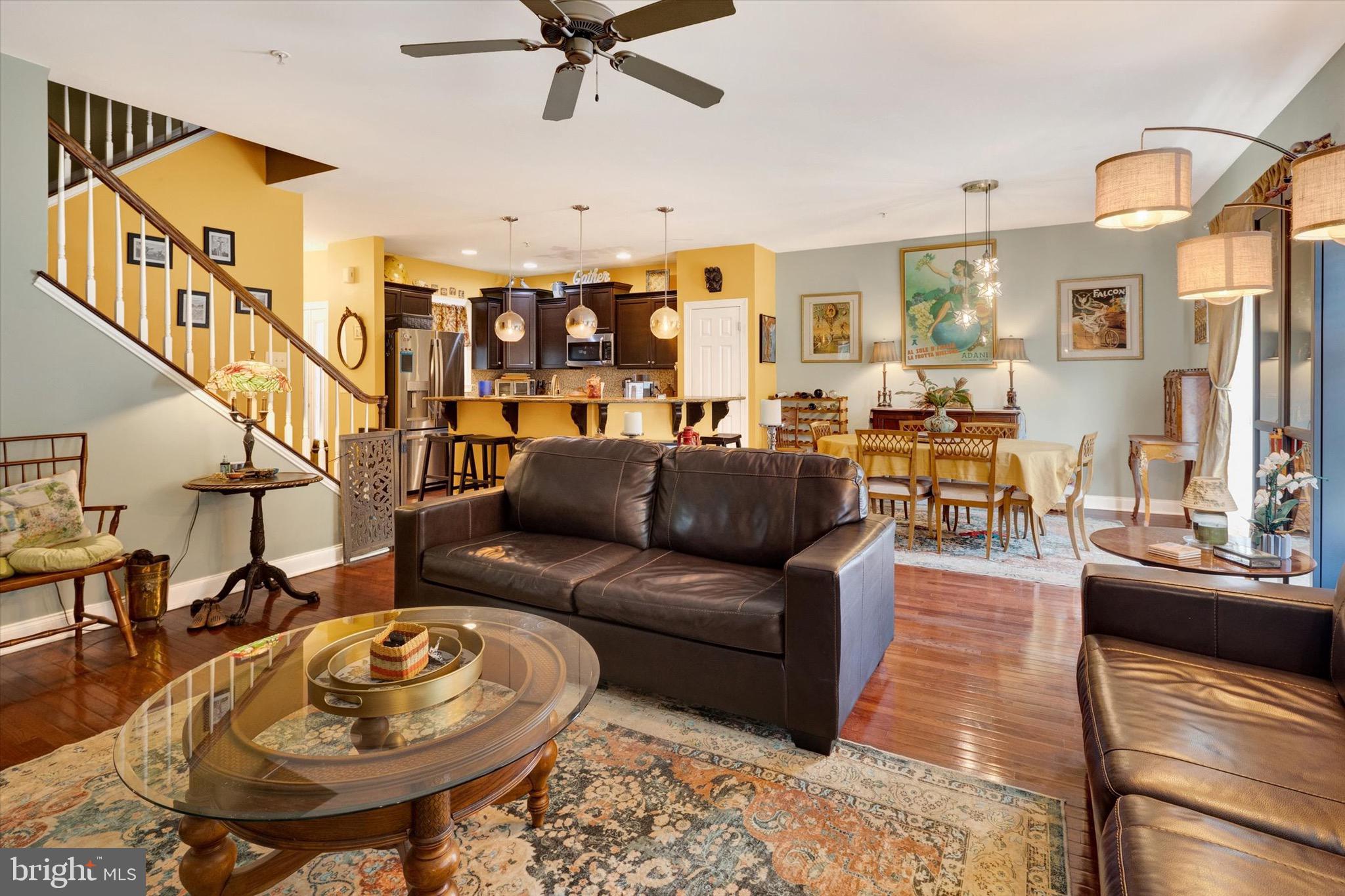 VILLAGE GREENE - Residential