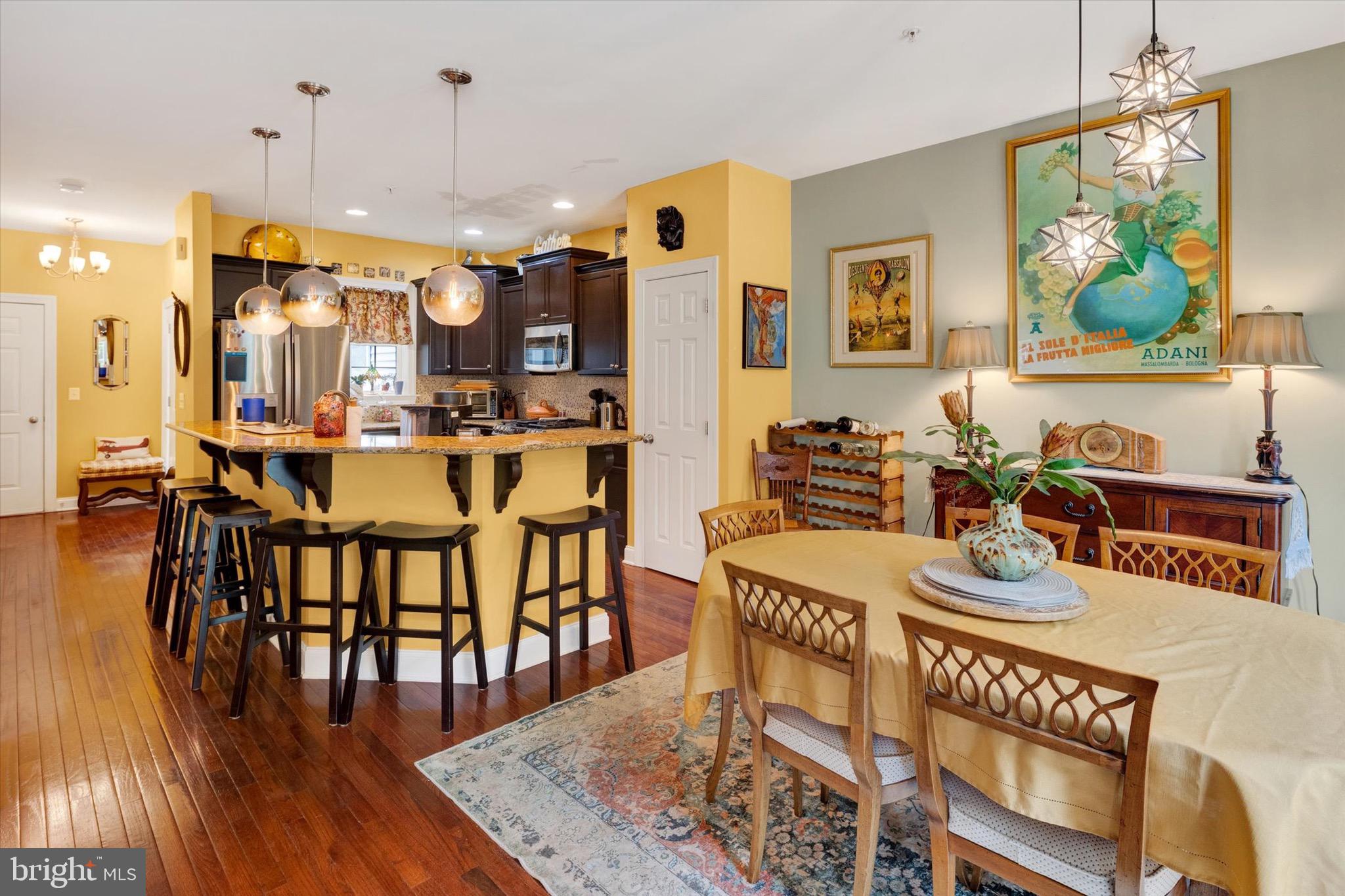 VILLAGE GREENE - Residential