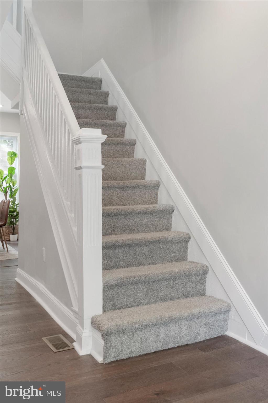 ROGNEL HEIGHTS - Residential