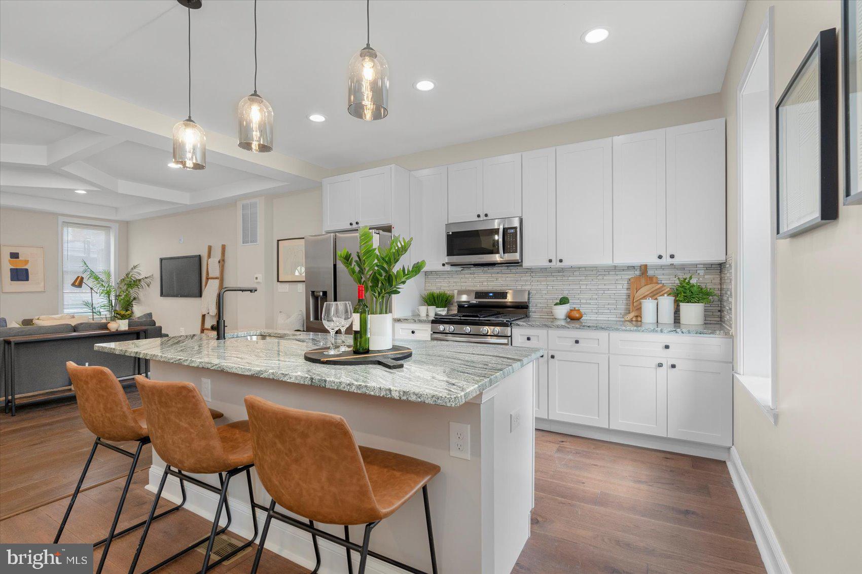 ROGNEL HEIGHTS - Residential