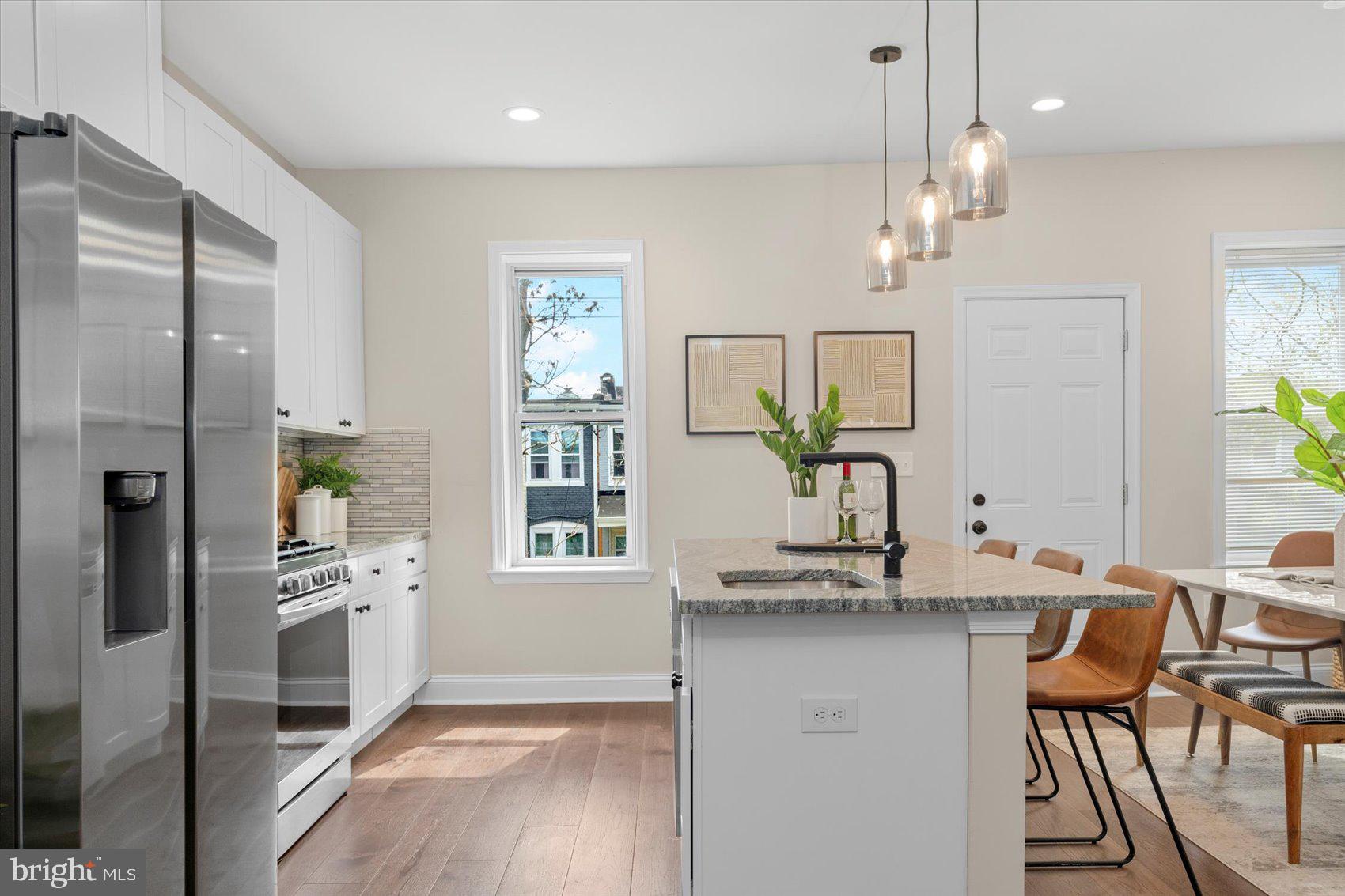 ROGNEL HEIGHTS - Residential