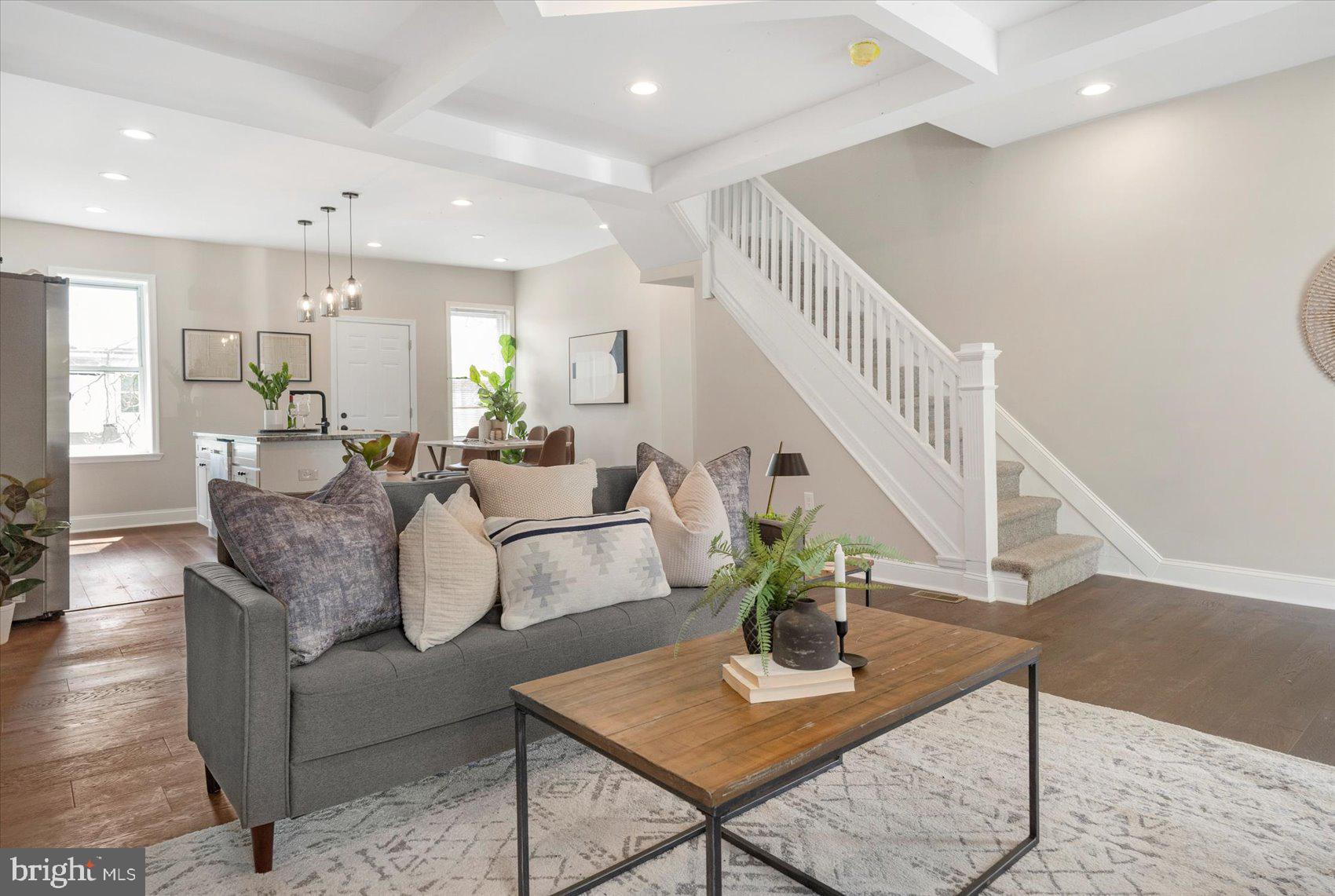 ROGNEL HEIGHTS - Residential