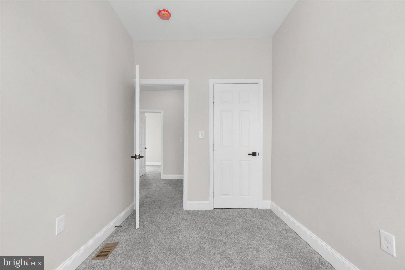 ROGNEL HEIGHTS - Residential