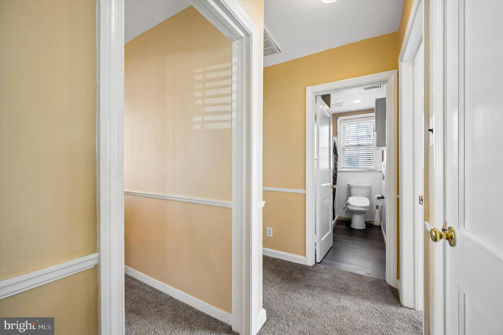 ARONIMINK ESTATES - Residential