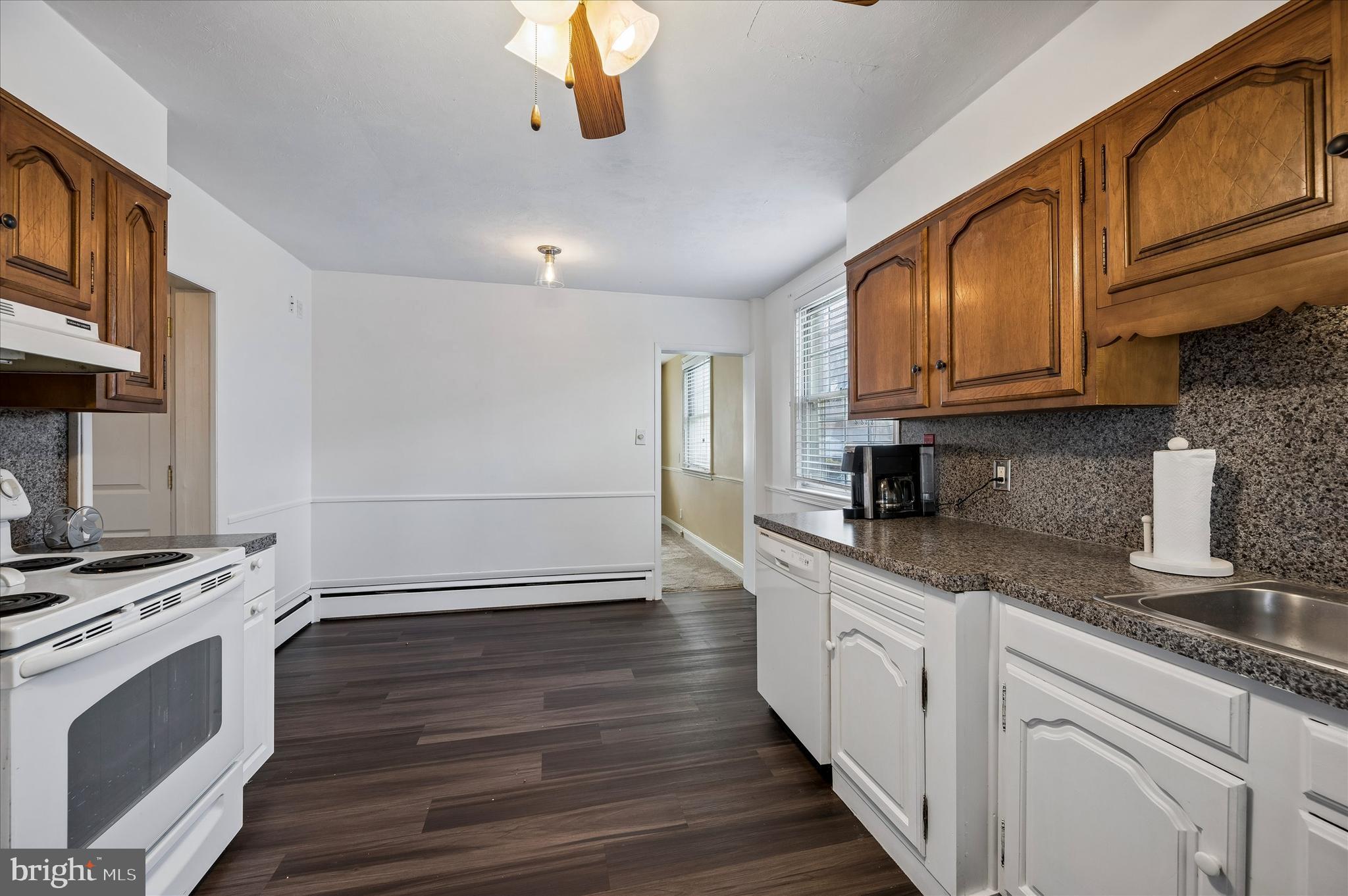 ARONIMINK ESTATES - Residential