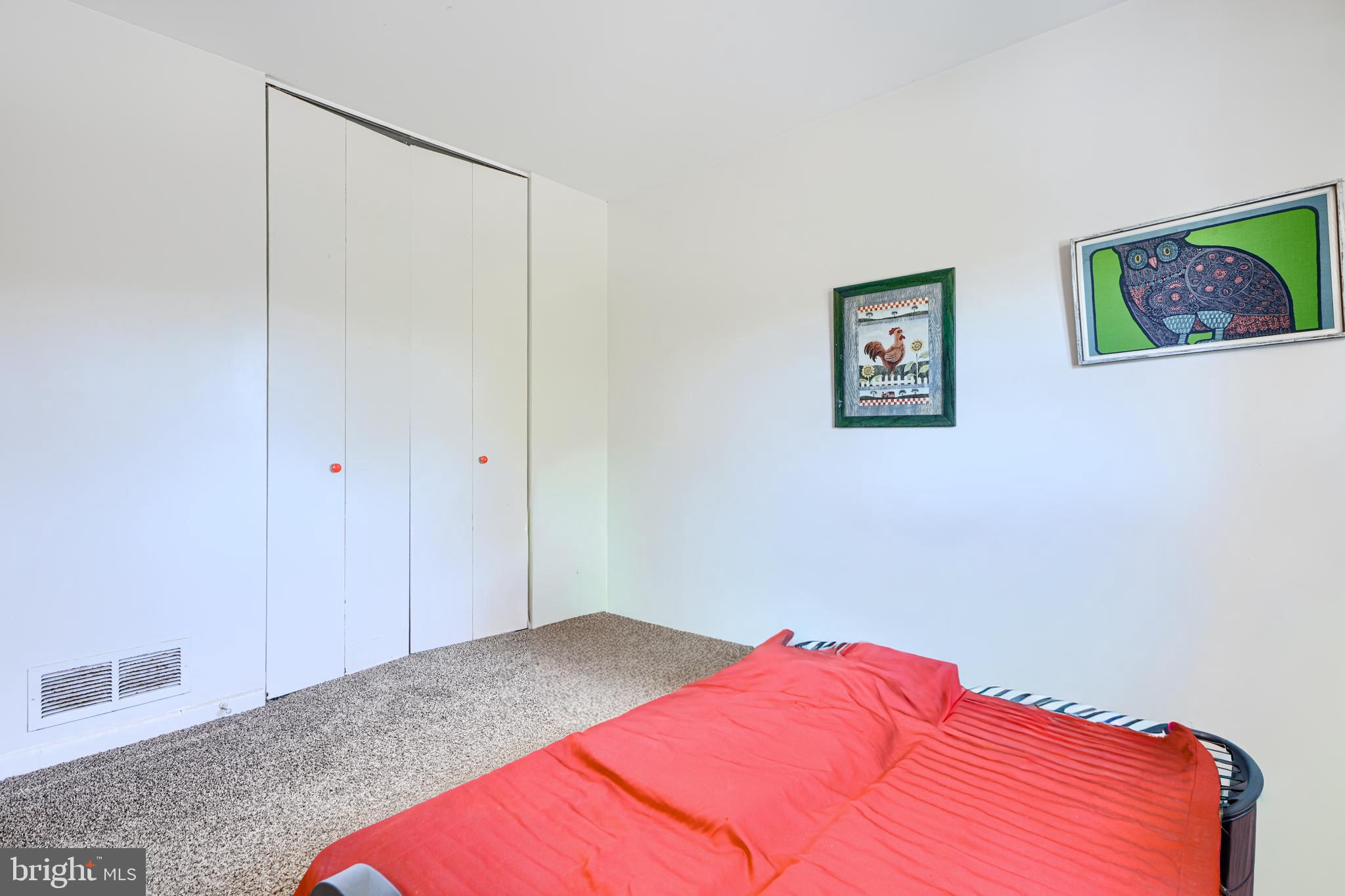 CHARLESMONT - Residential