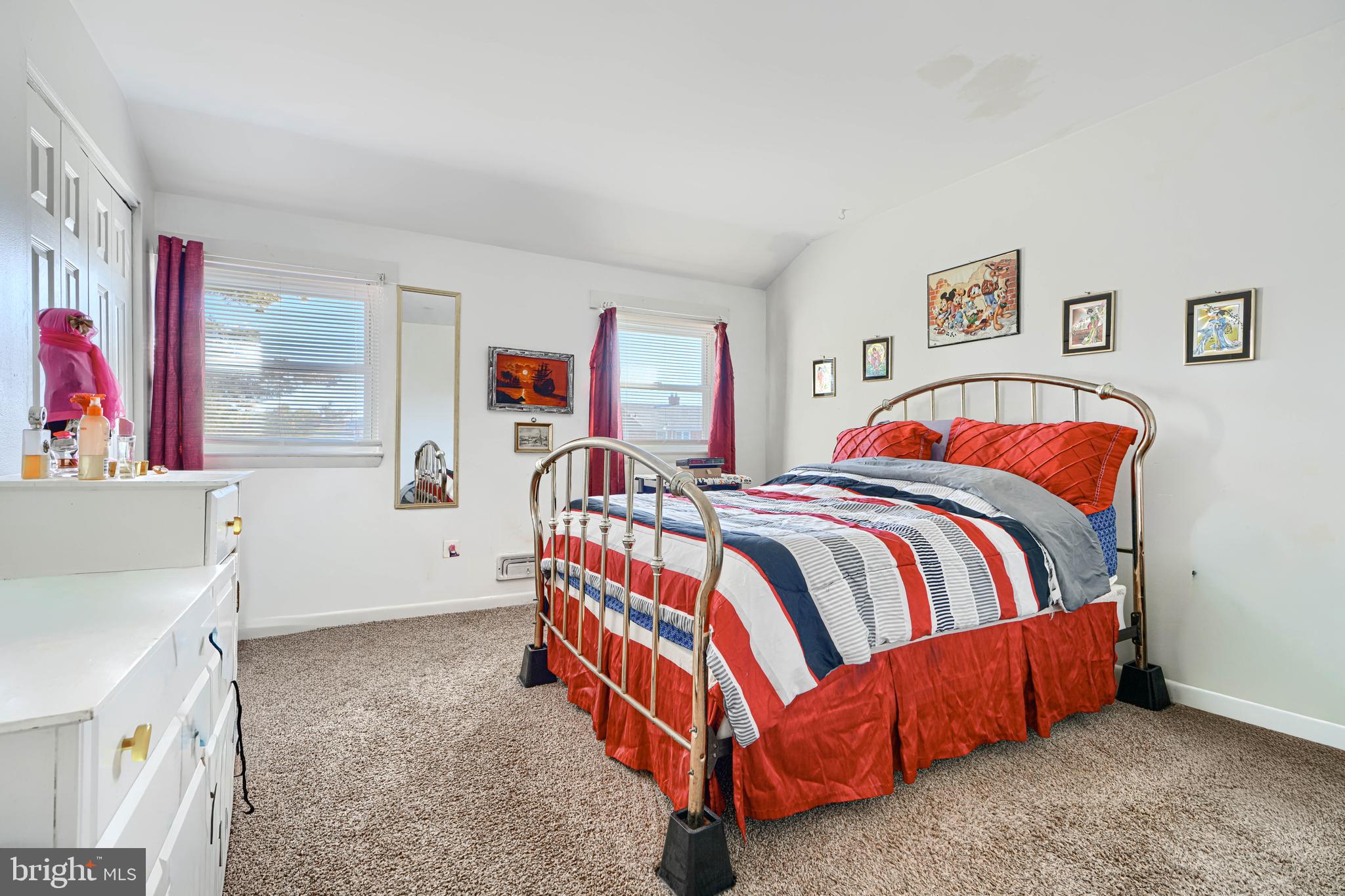 CHARLESMONT - Residential