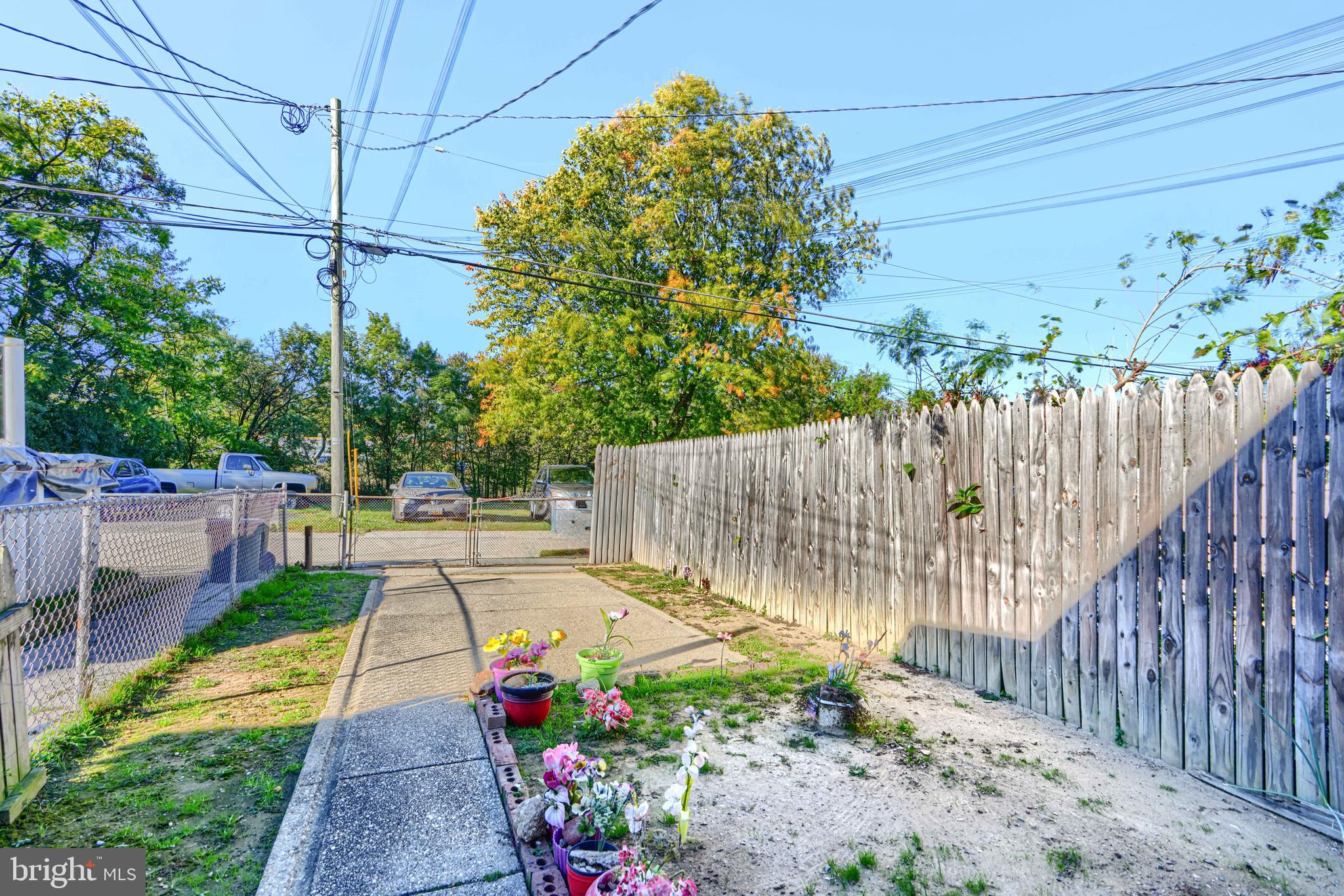 CHARLESMONT - Residential