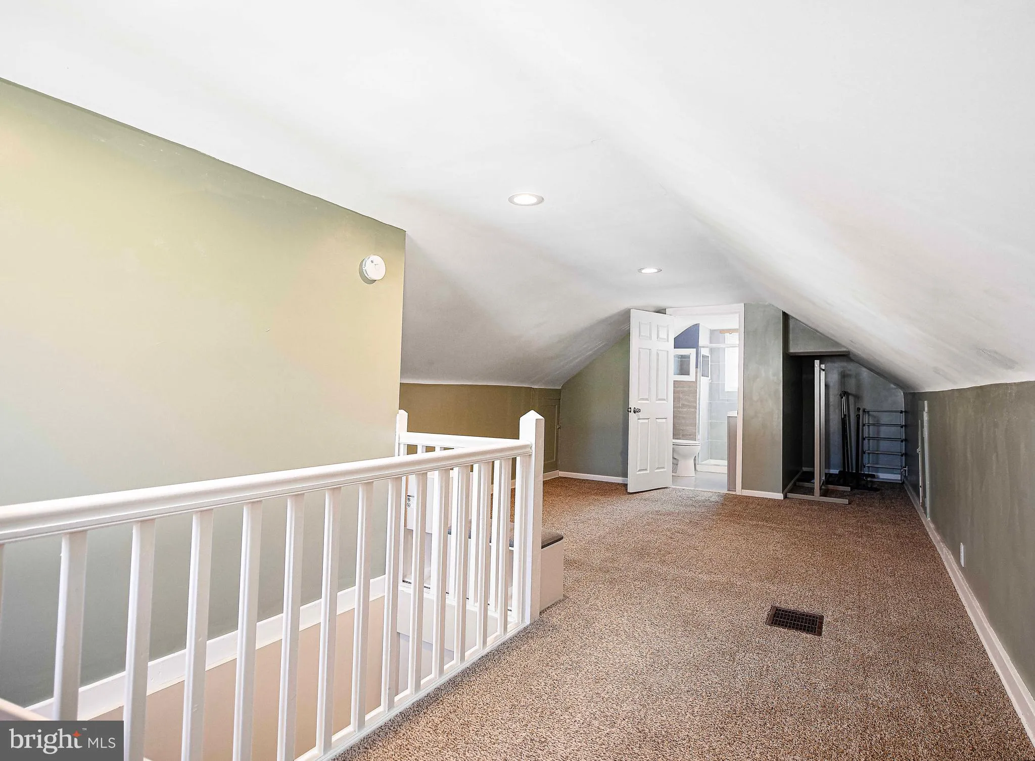 Parkville, Maryland 21234, United States, 3 Bedrooms Bedrooms, ,2 BathroomsBathrooms,Residential,Coming Soon,243389