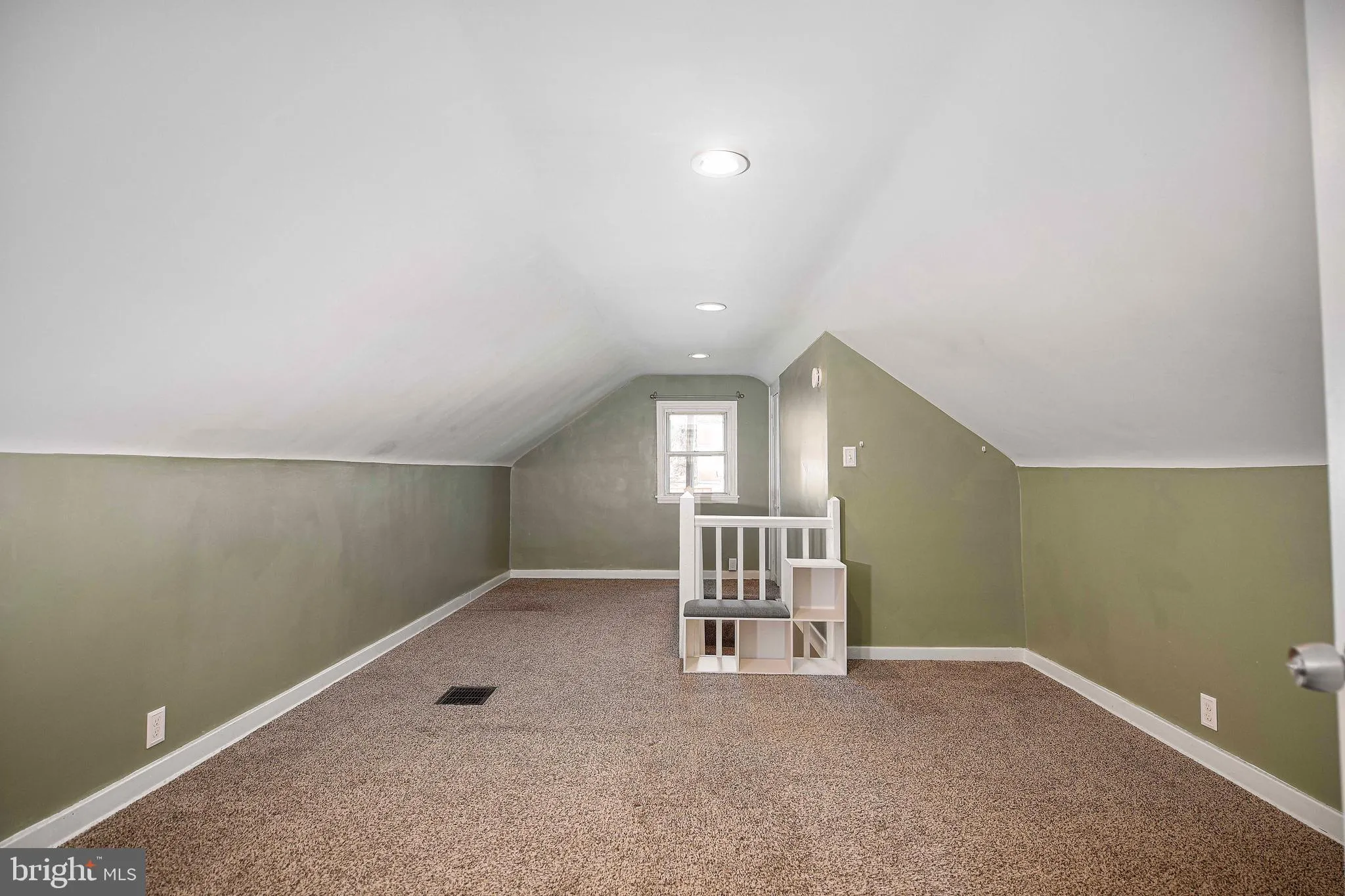 Parkville, Maryland 21234, United States, 3 Bedrooms Bedrooms, ,2 BathroomsBathrooms,Residential,Coming Soon,243389