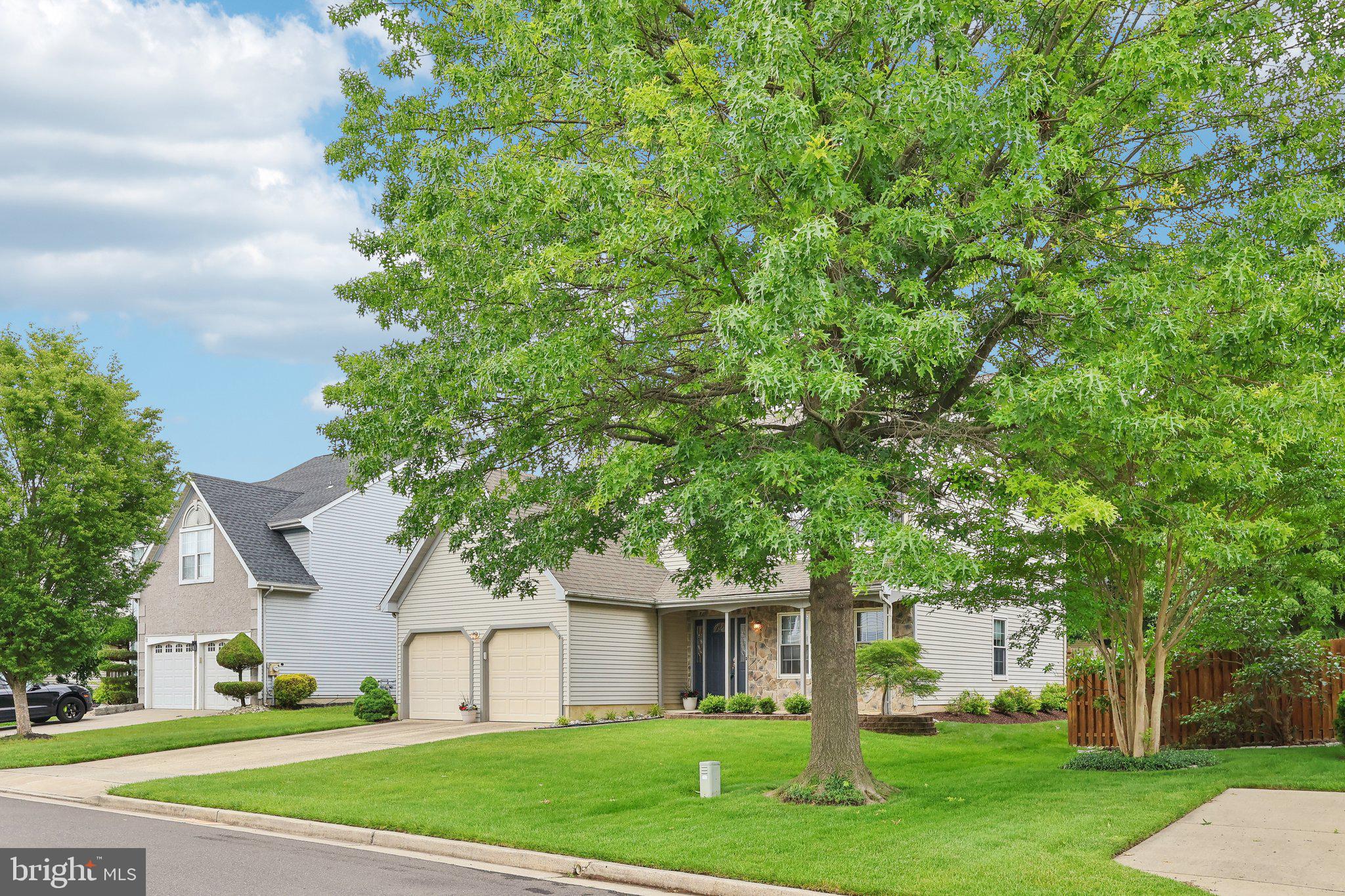 9 BALLINGER WAY