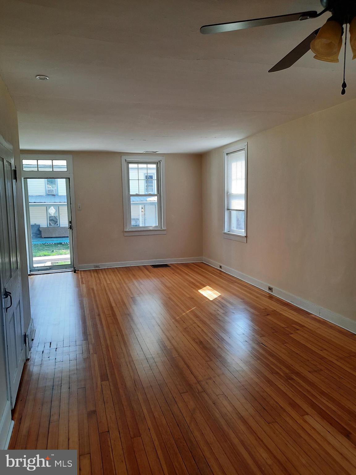 MILLERSVILLE BOROUGH - Residential Lease