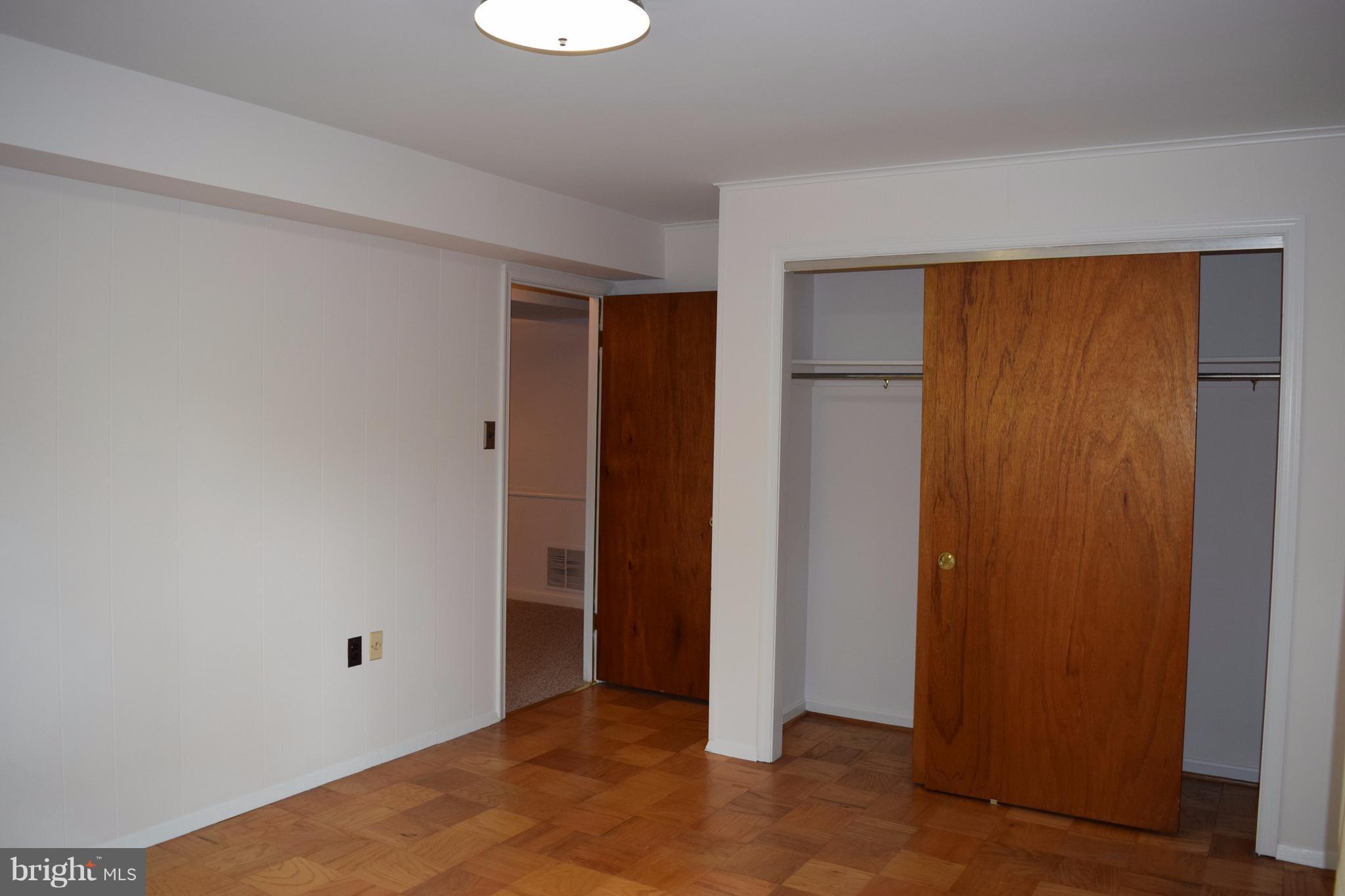 CLARENDON - Residential Lease