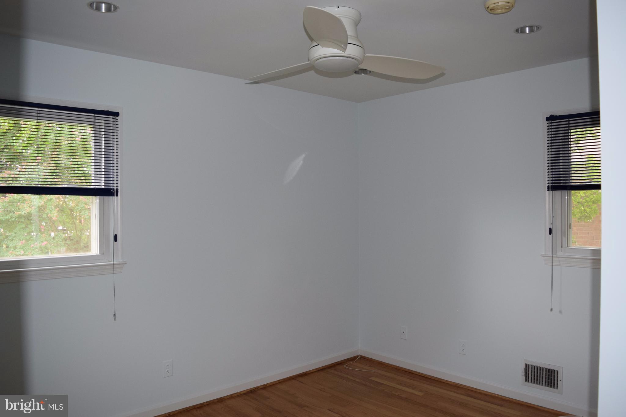 CLARENDON - Residential Lease