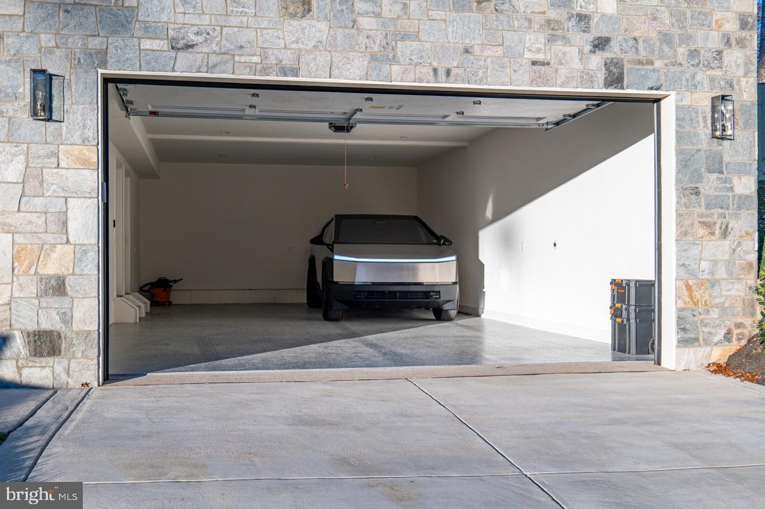 HAMLET - Residential