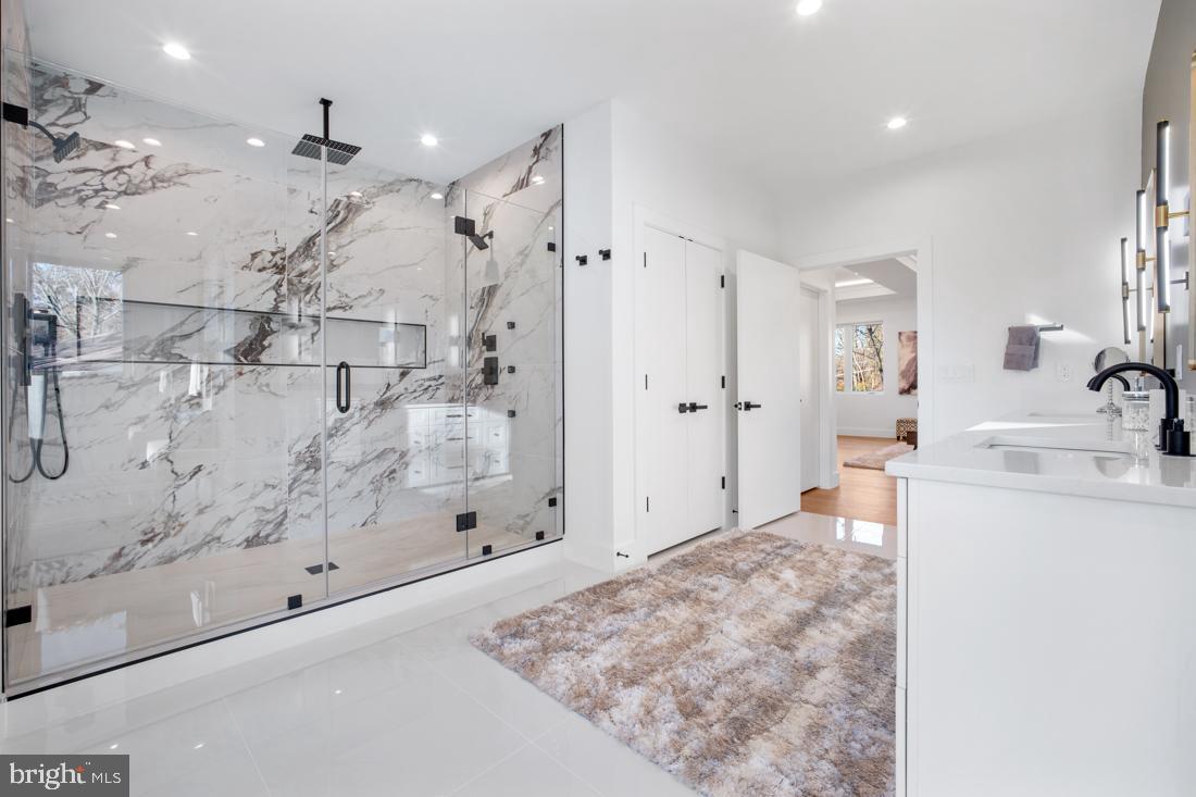 HAMLET - Residential