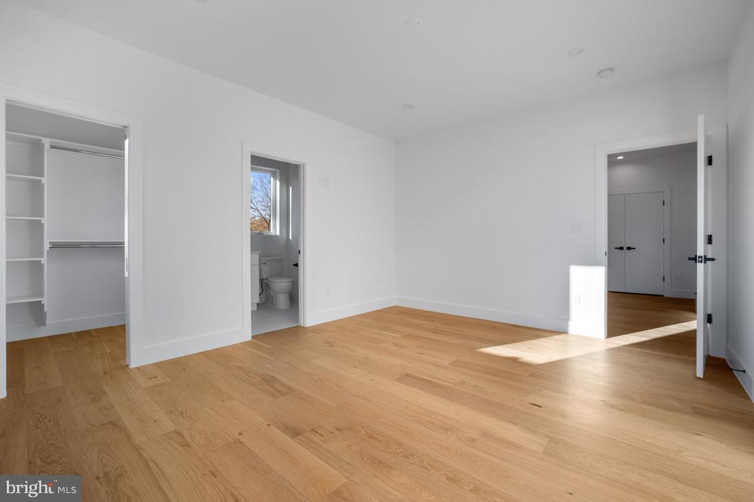 HAMLET - Residential