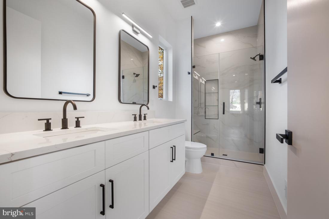 HAMLET - Residential