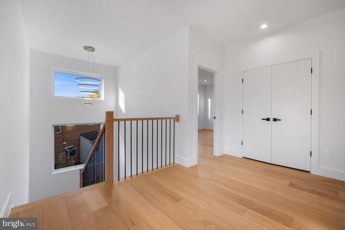 HAMLET - Residential