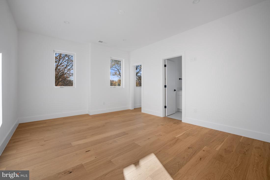 HAMLET - Residential