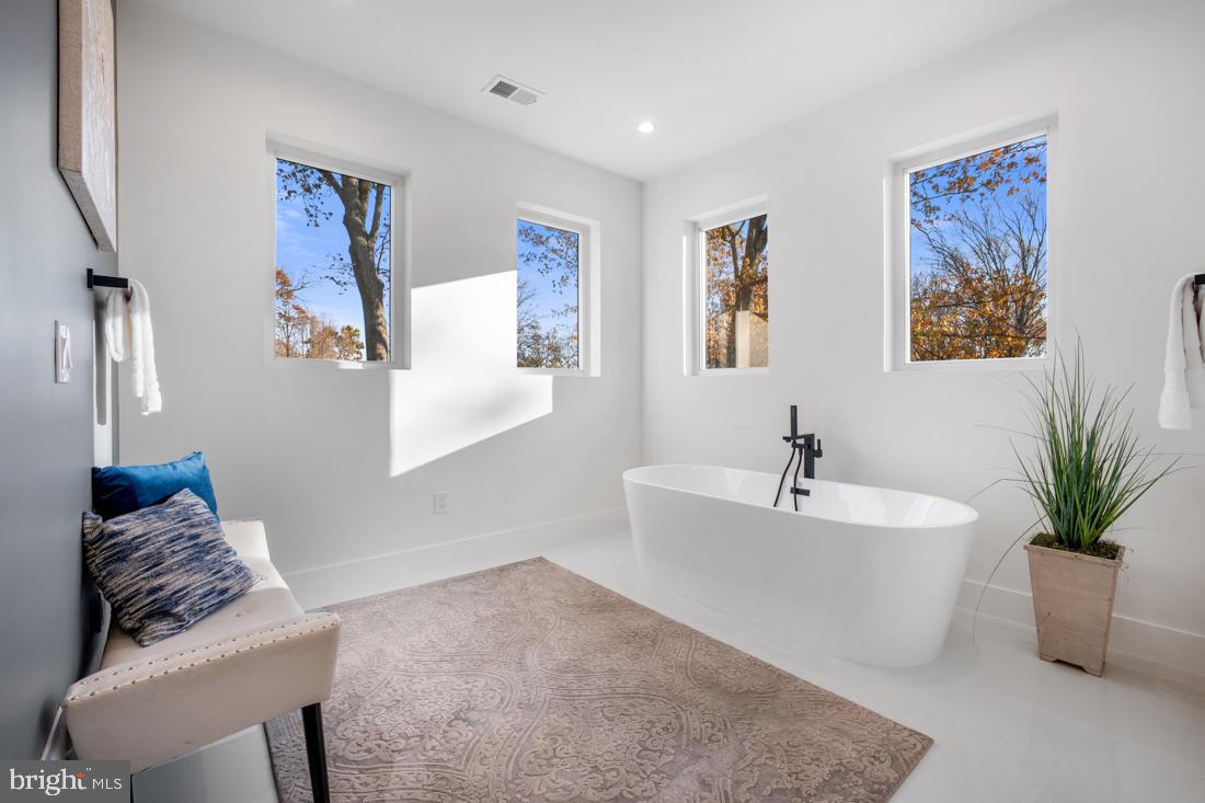 HAMLET - Residential