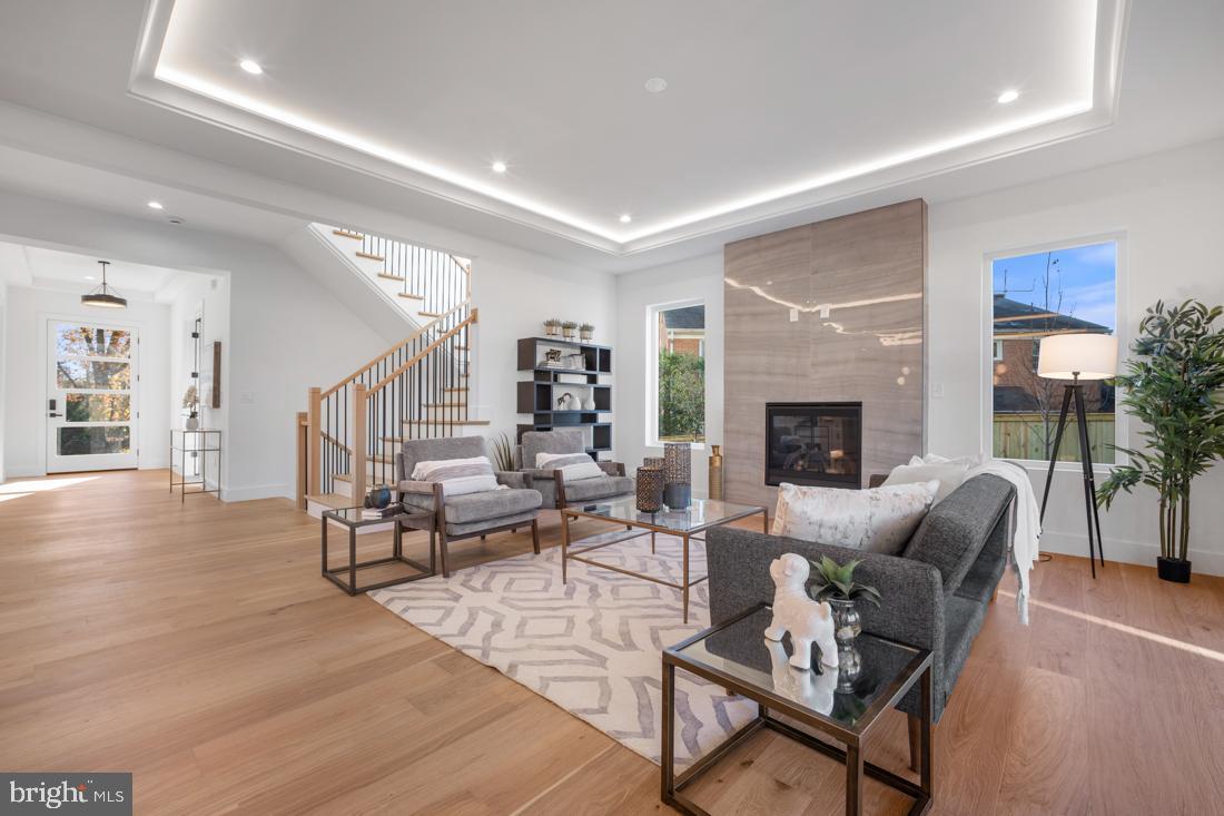 HAMLET - Residential