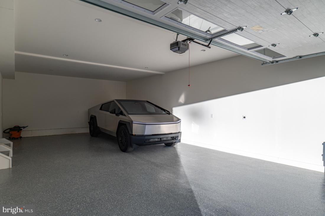 HAMLET - Residential