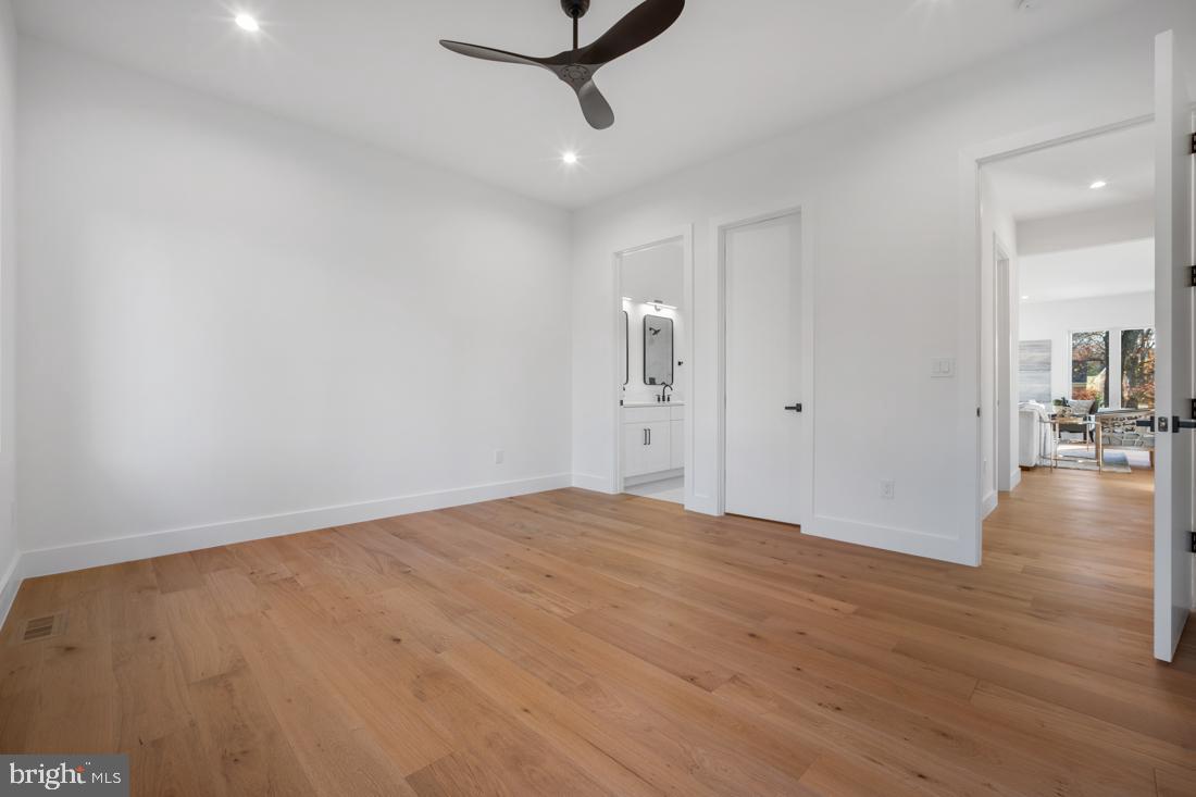 HAMLET - Residential