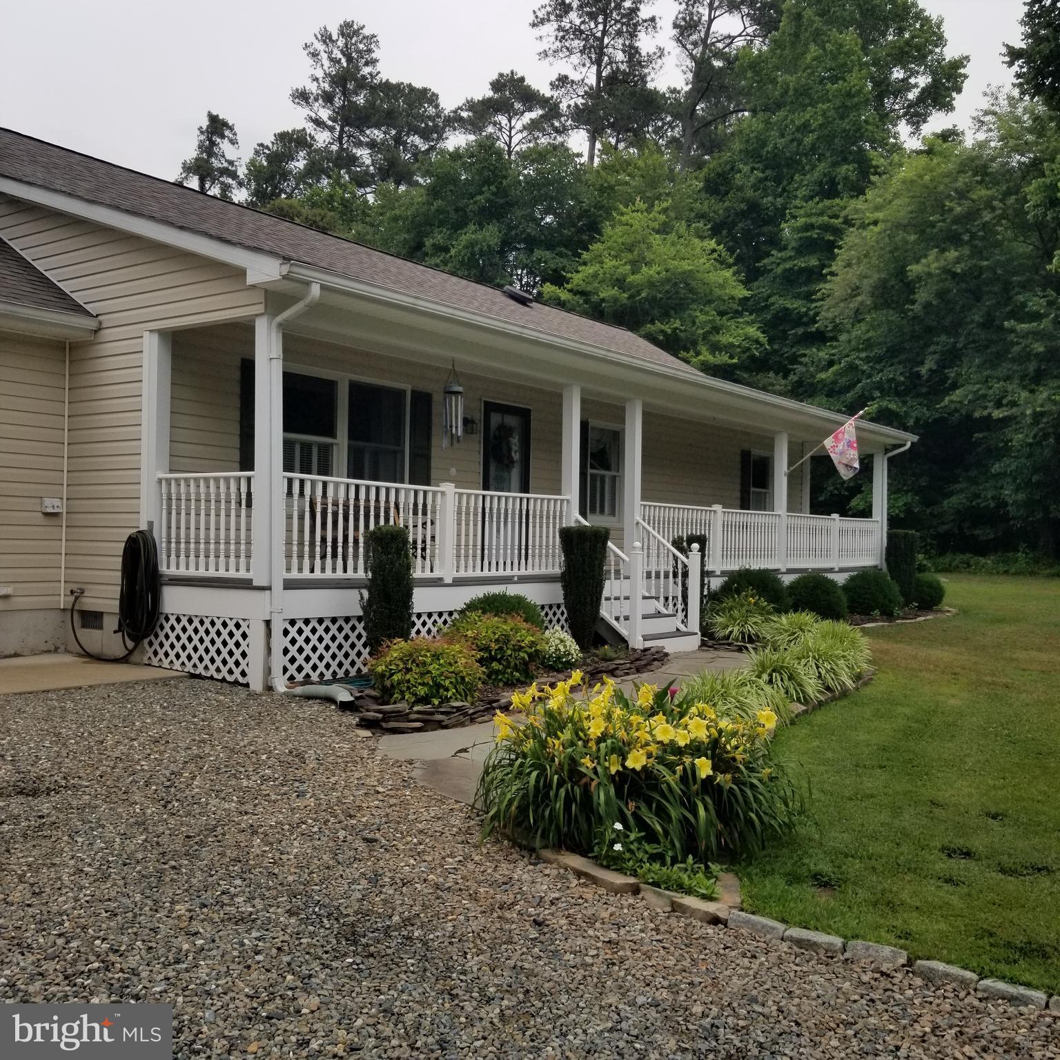 TWO JOHNS - Residential