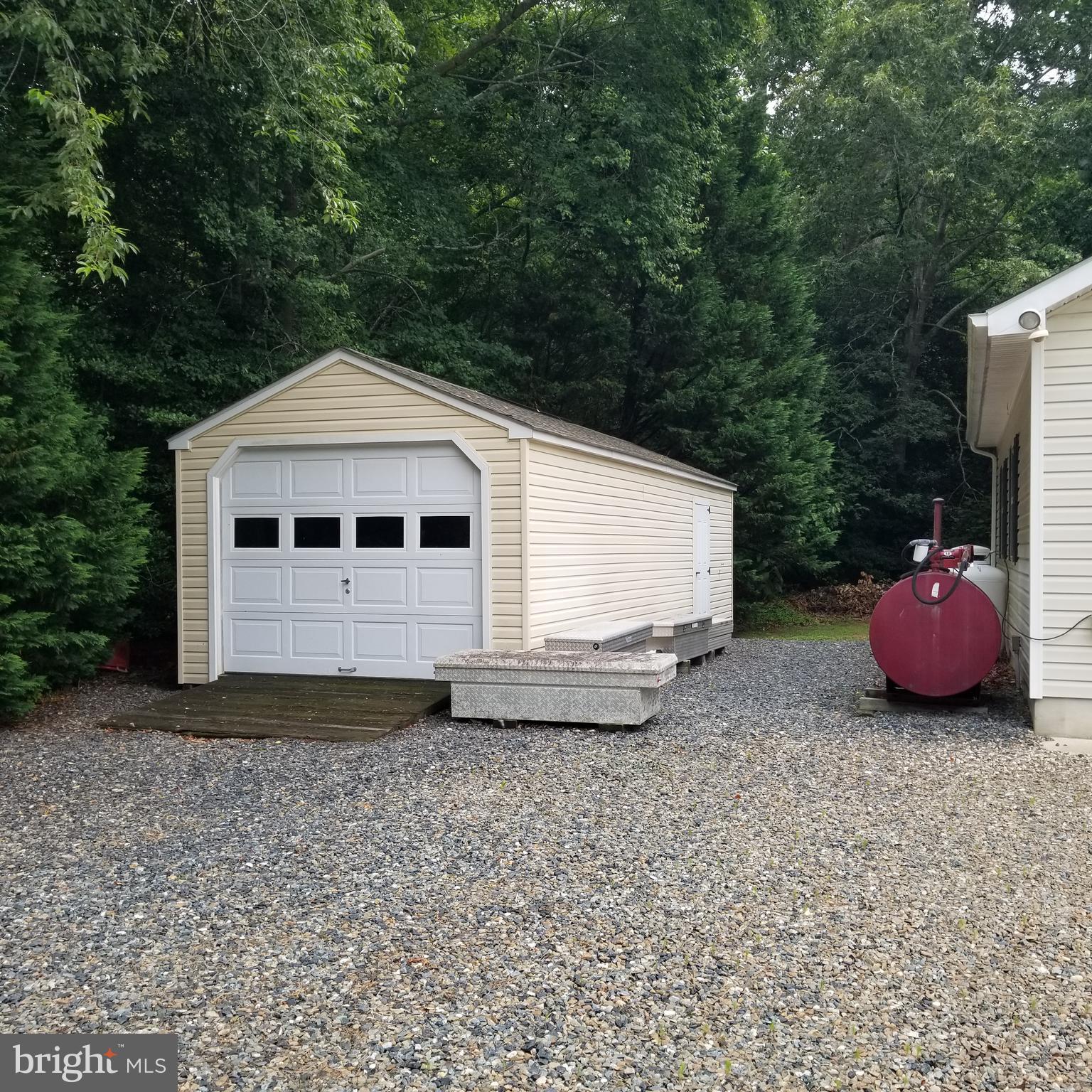 TWO JOHNS - Residential