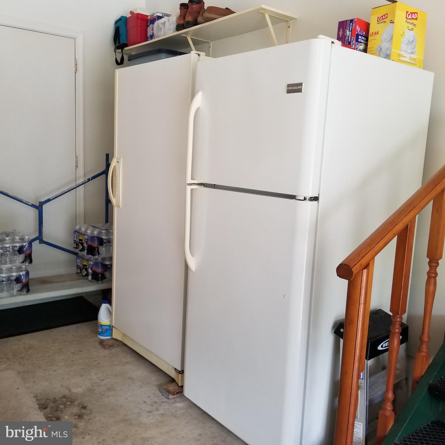 TWO JOHNS - Residential