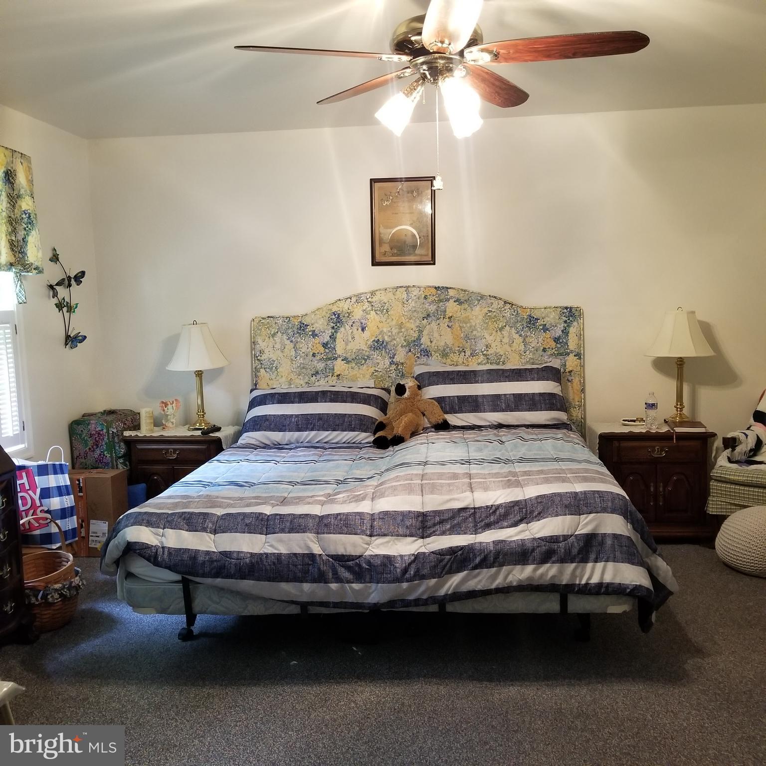 TWO JOHNS - Residential