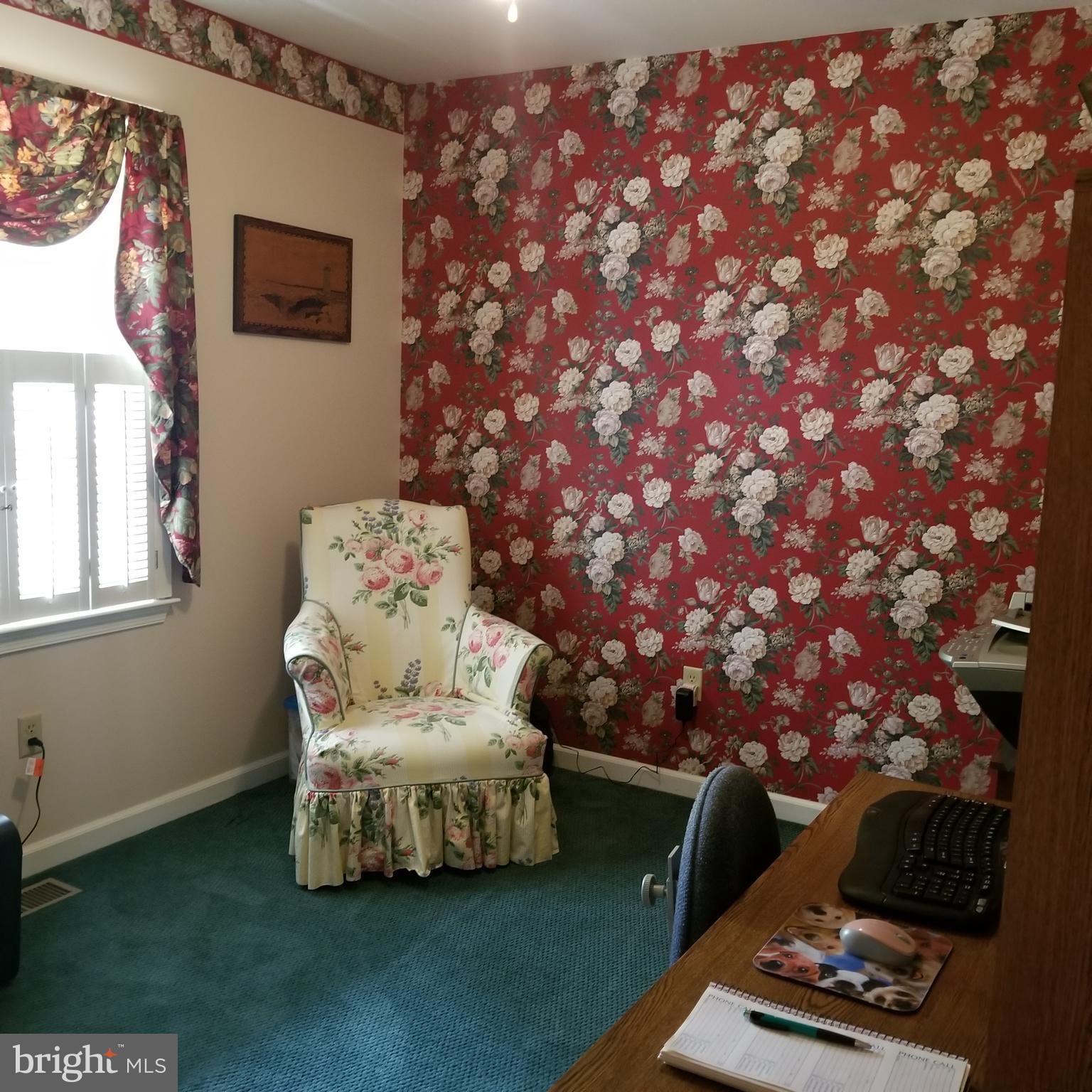 TWO JOHNS - Residential