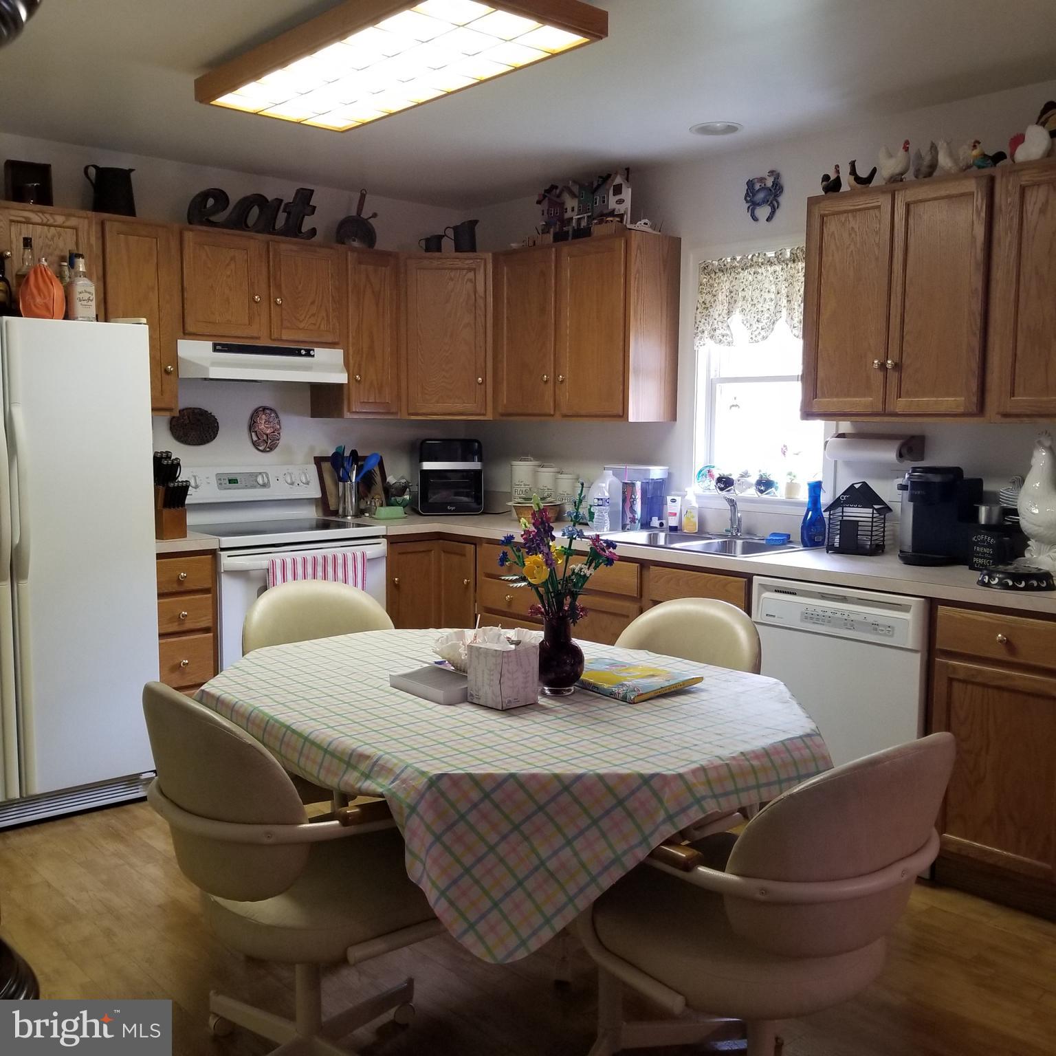 TWO JOHNS - Residential