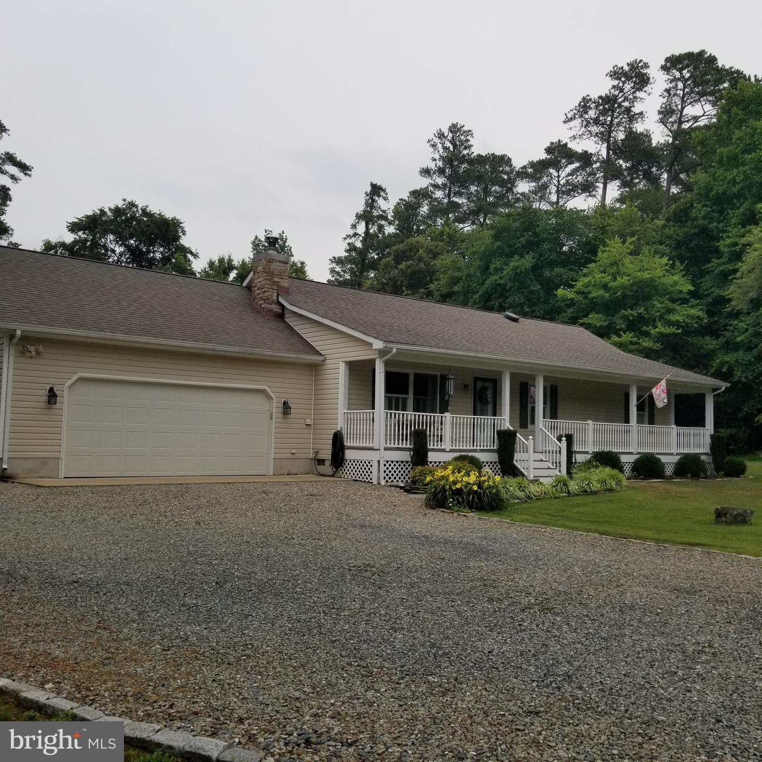 TWO JOHNS - Residential