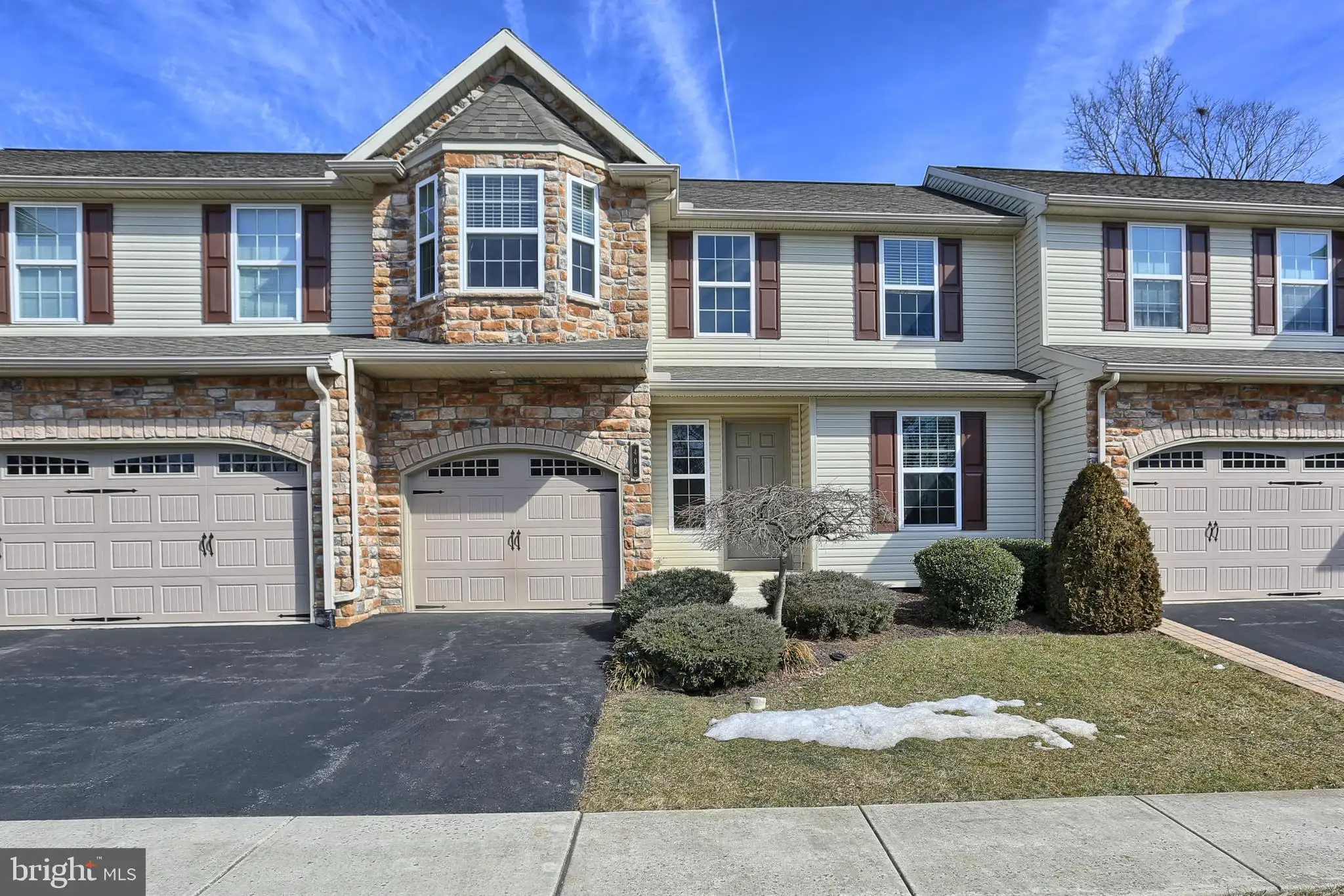 406 Pin Oak Court, Mechanicsburg, PA 17050