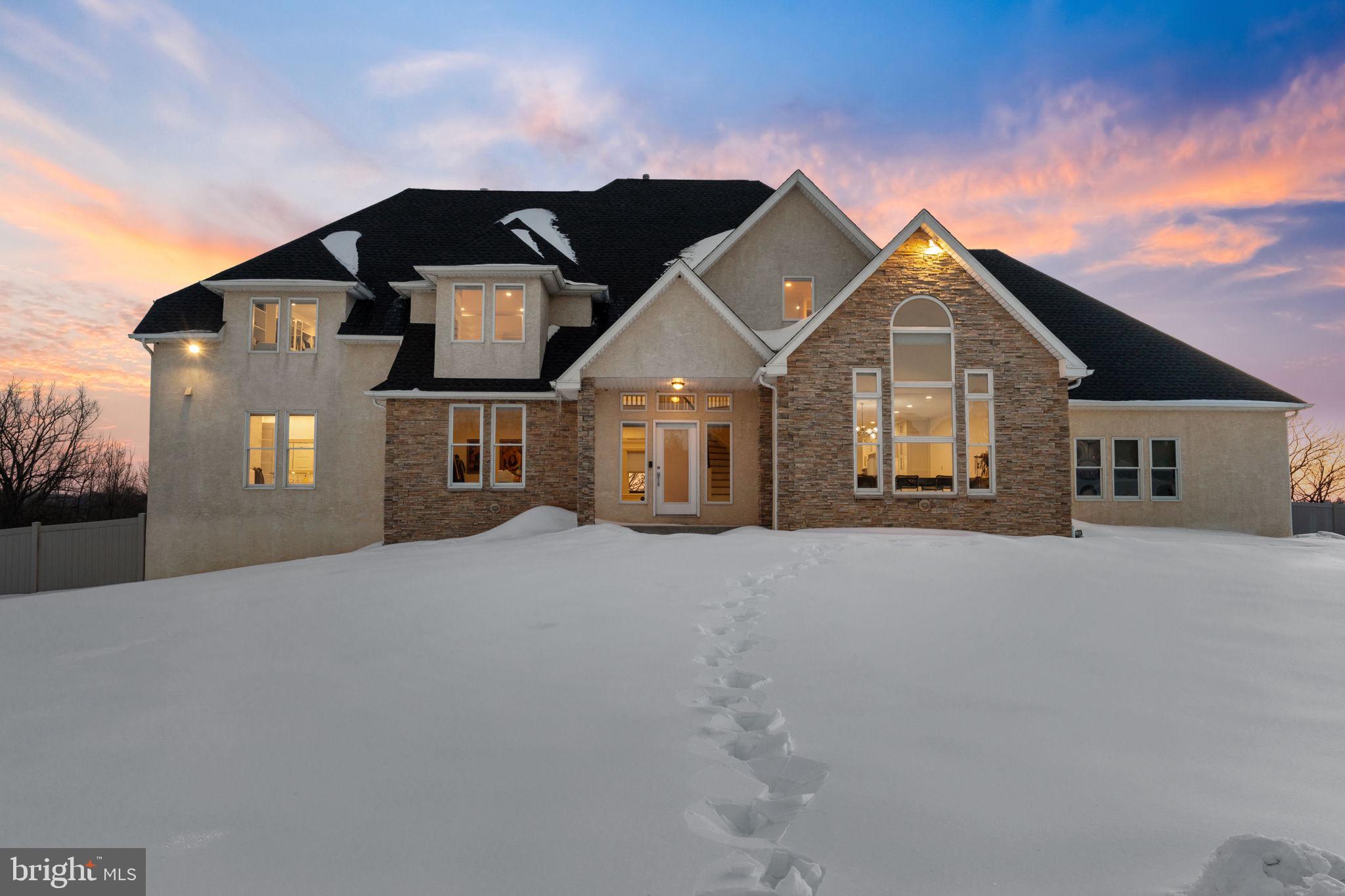 JUNIPER HILL - Residential