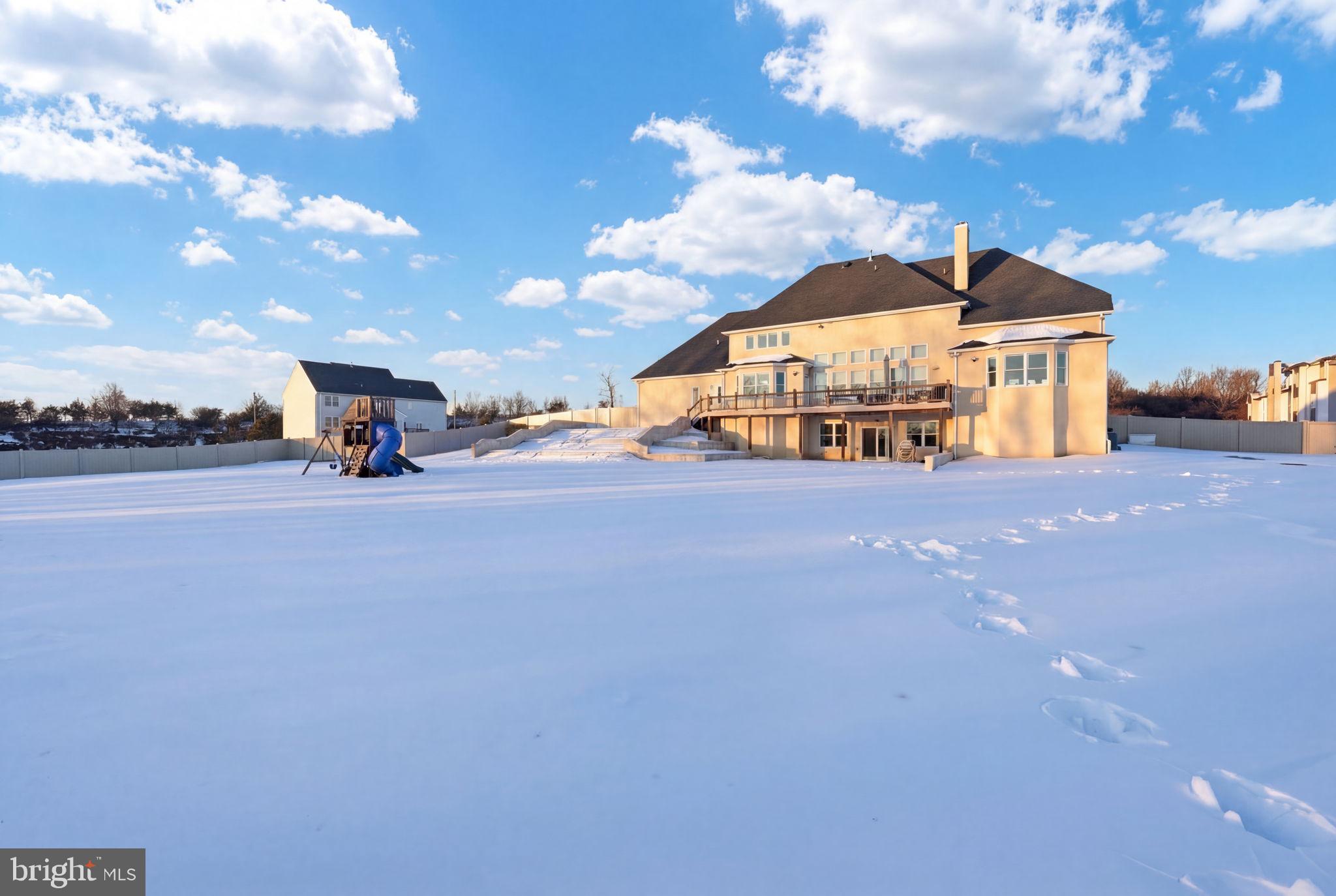 JUNIPER HILL - Residential