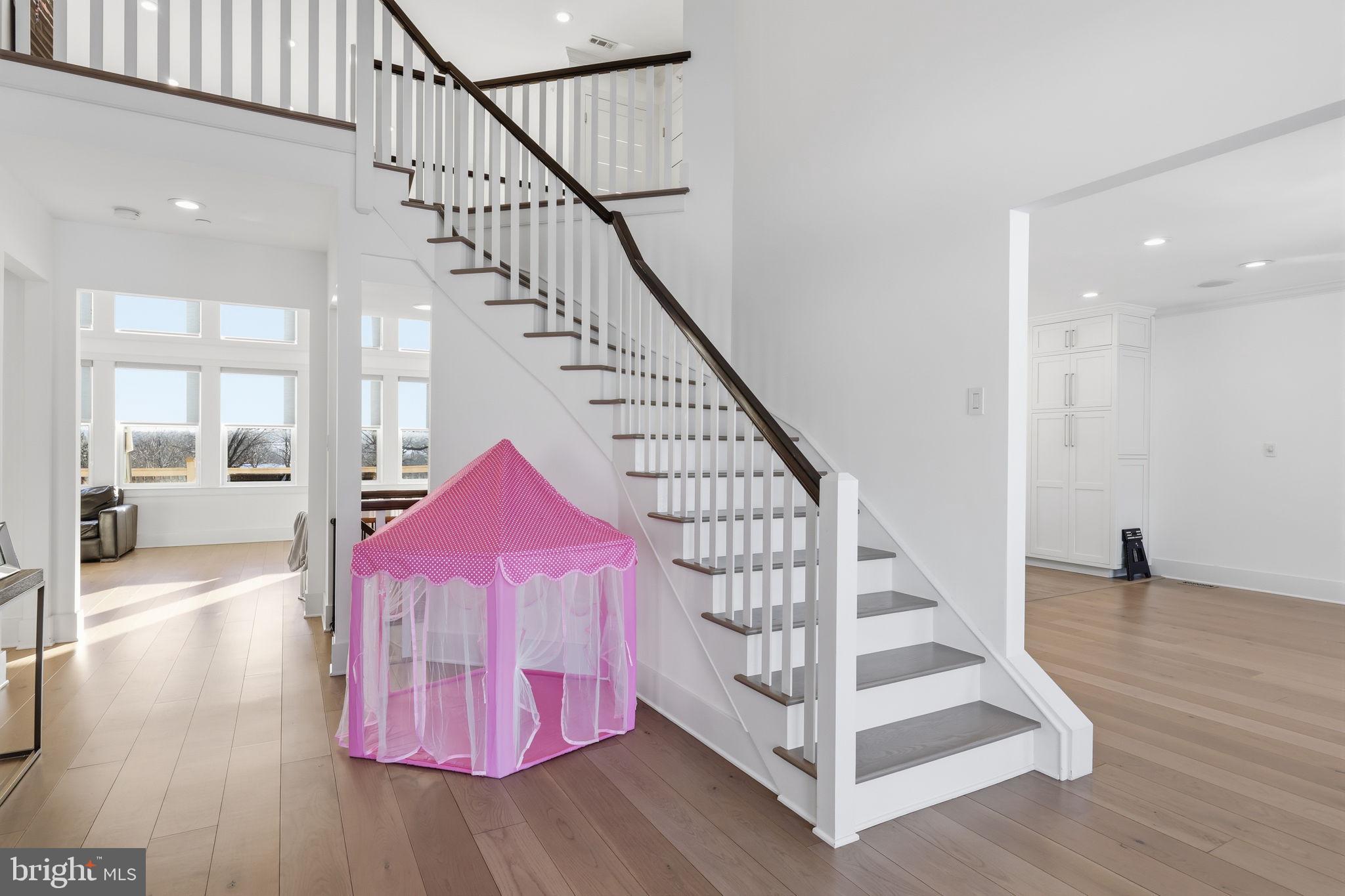 JUNIPER HILL - Residential